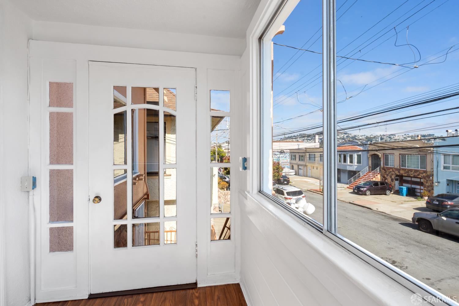 San Francisco, California, 94112, United States, 2 Bedrooms Bedrooms, ,3 BathroomsBathrooms,Residential,For Sale,1933594