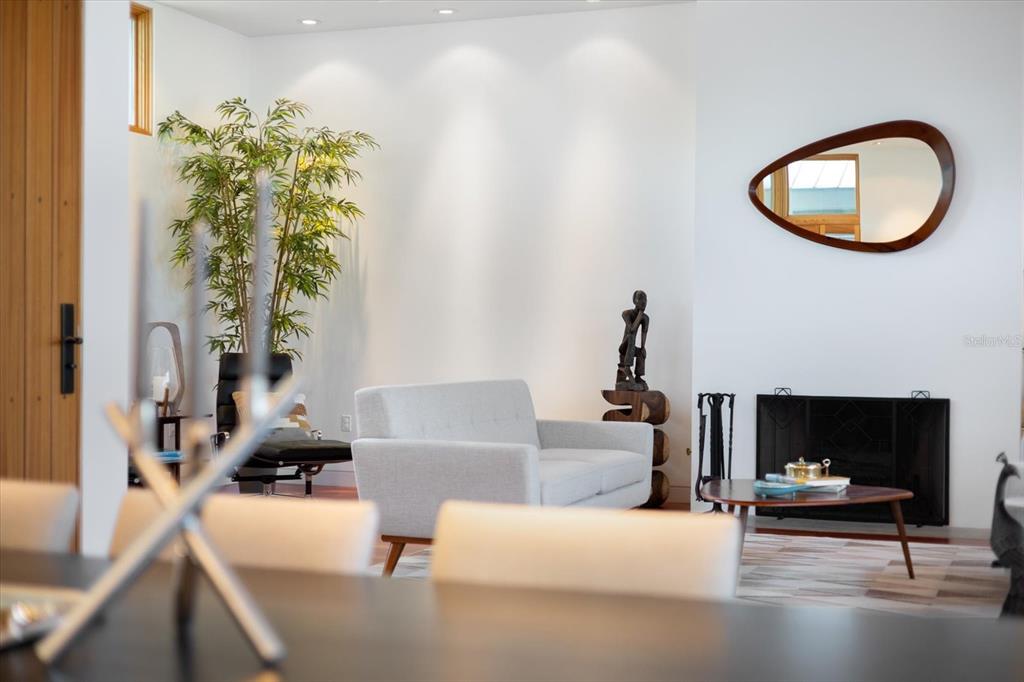 Sarasota, Florida, 34239, United States, 4 Bedrooms Bedrooms, ,5 BathroomsBathrooms,Residential,For Sale,1988202