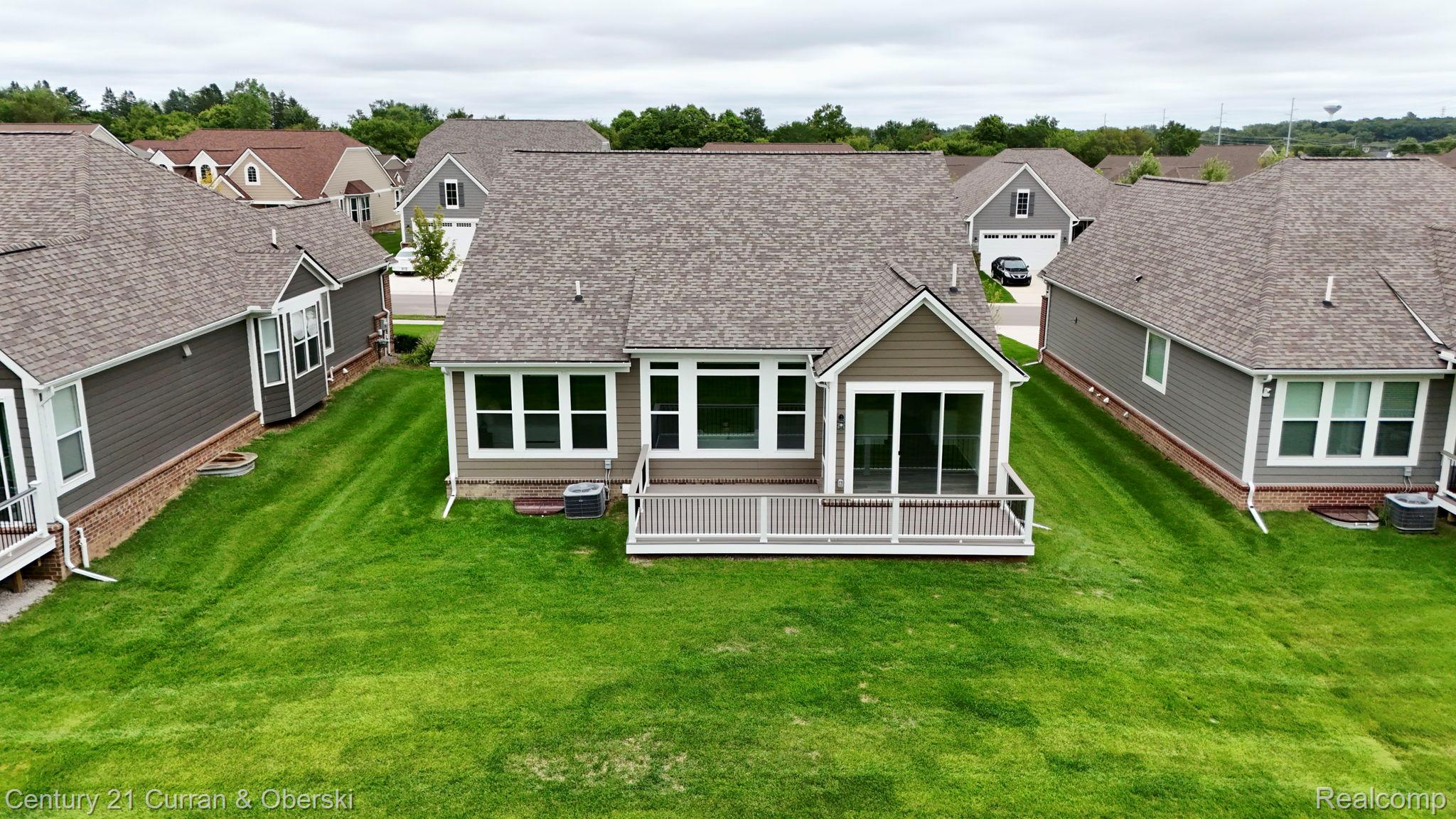 Northville, Michigan, 48168, United States, 2 Bedrooms Bedrooms, ,2 BathroomsBathrooms,Residential,For Sale,1983973