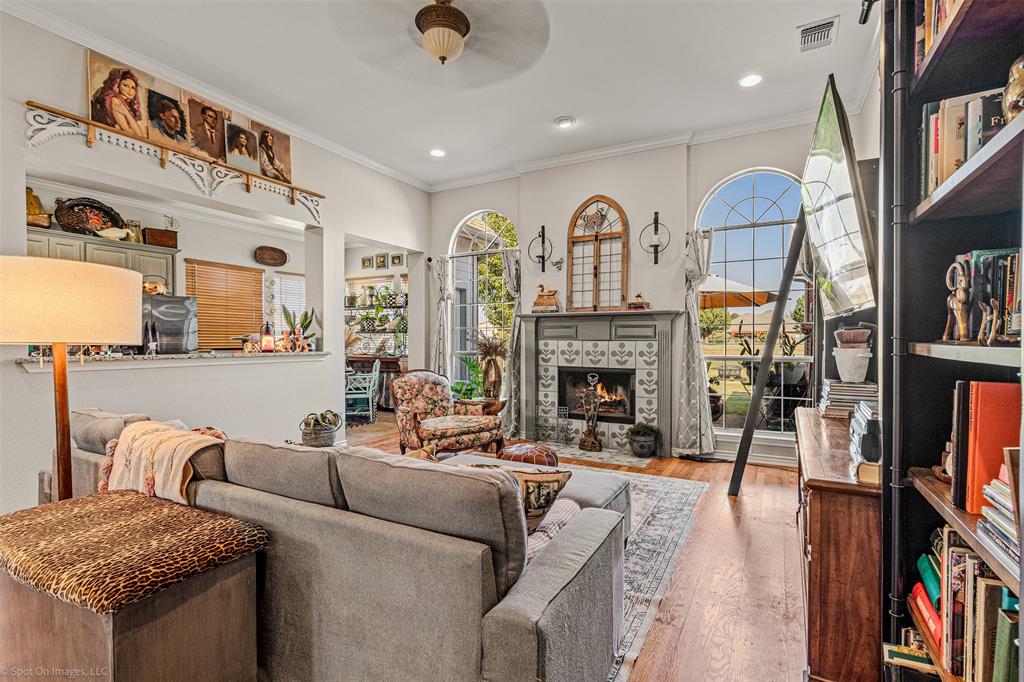 Van Alstyne, Texas, 75495, United States, 4 Bedrooms Bedrooms, ,2 BathroomsBathrooms,Residential,For Sale,1965564