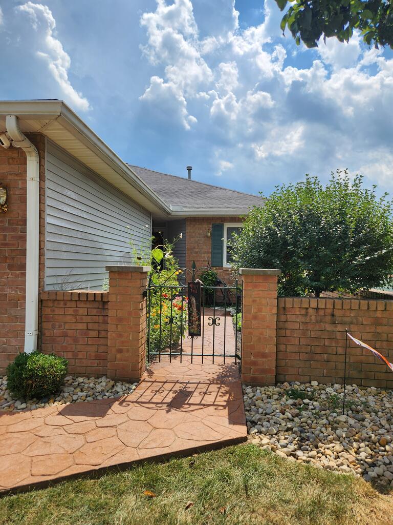 Susan Dr, Chillicothe, OH 45601