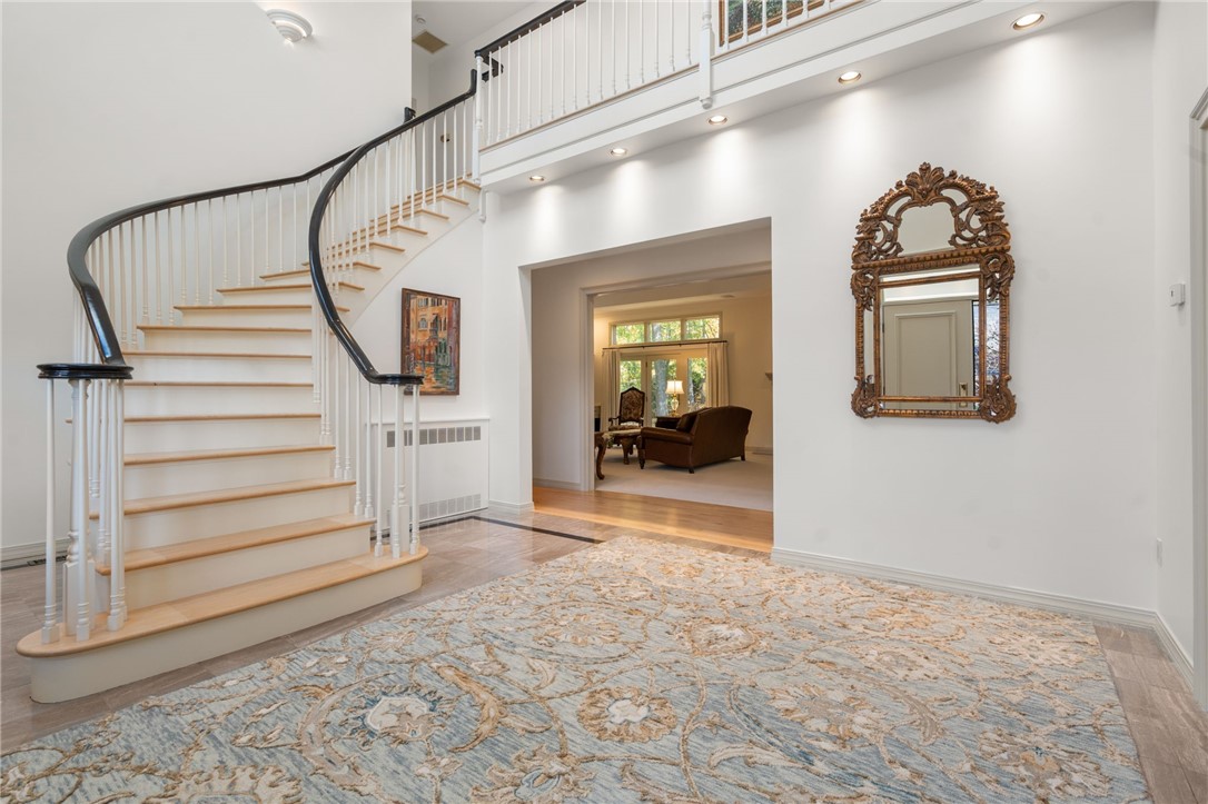 Cranston, Rhode Island, 02920, United States, 3 Bedrooms Bedrooms, ,4 BathroomsBathrooms,Residential,For Sale,1993261