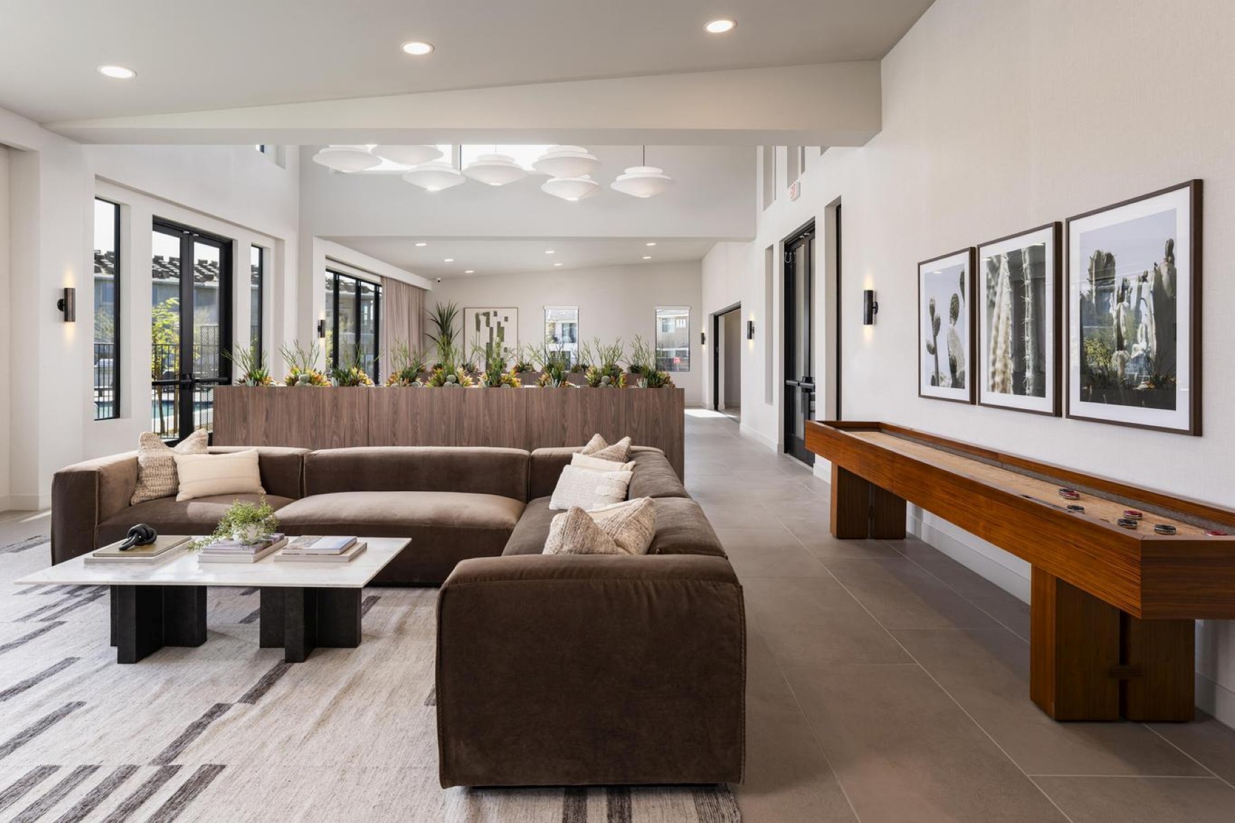  2121 W Sonoran Desert Drive  Phoenix, AZ - 物件實景