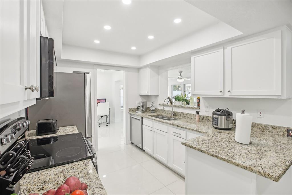 St Petersburg, Florida, 33710, United States, 3 Bedrooms Bedrooms, ,2 BathroomsBathrooms,Residential,For Sale,1849004