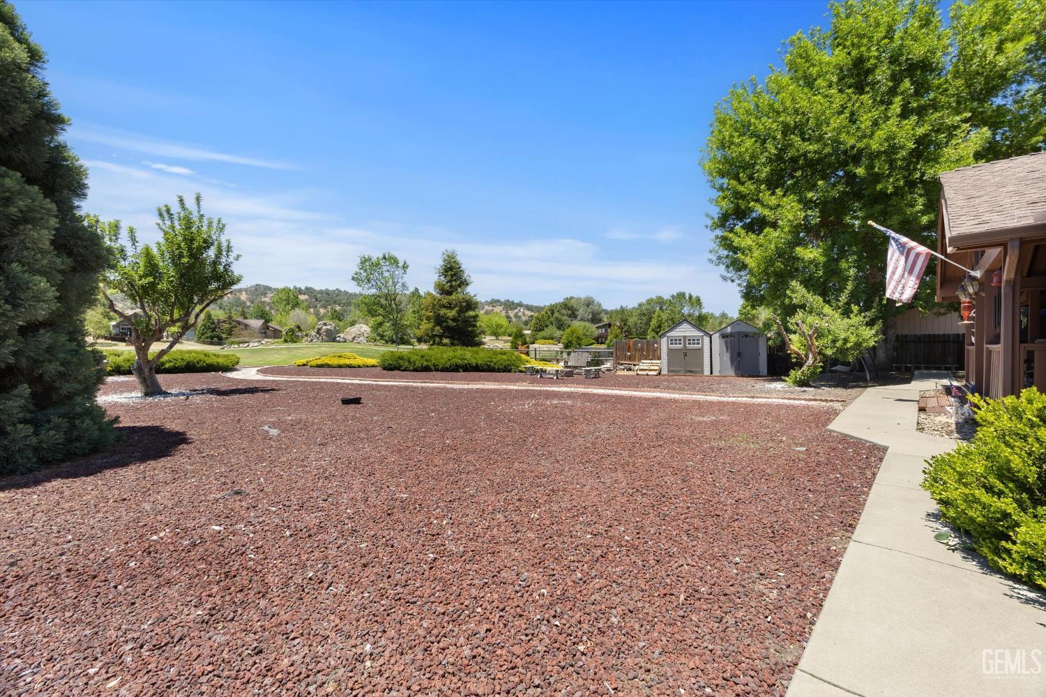 Tehachapi, California, 93561, United States, 3 Bedrooms Bedrooms, ,2 BathroomsBathrooms,Residential,For Sale,2049487