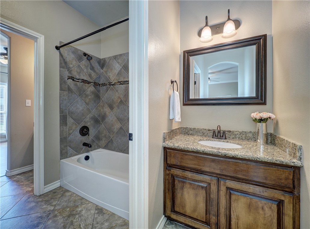 Corpus Christi, Texas, 78414, United States, 4 Bedrooms Bedrooms, ,3 BathroomsBathrooms,Residential,For Sale,1985457