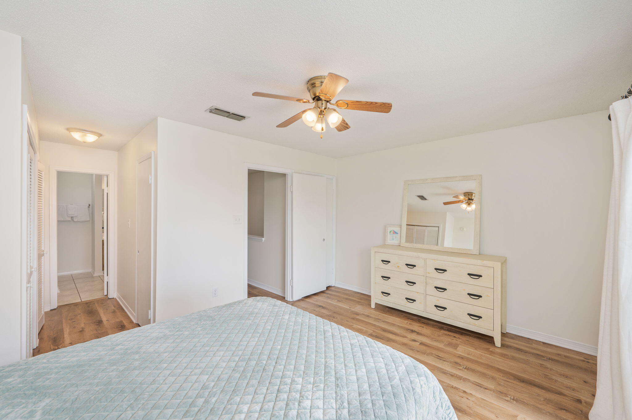 Navarre, Florida, 32566, United States, 2 Bedrooms Bedrooms, ,2 BathroomsBathrooms,Residential,For Sale,1989552