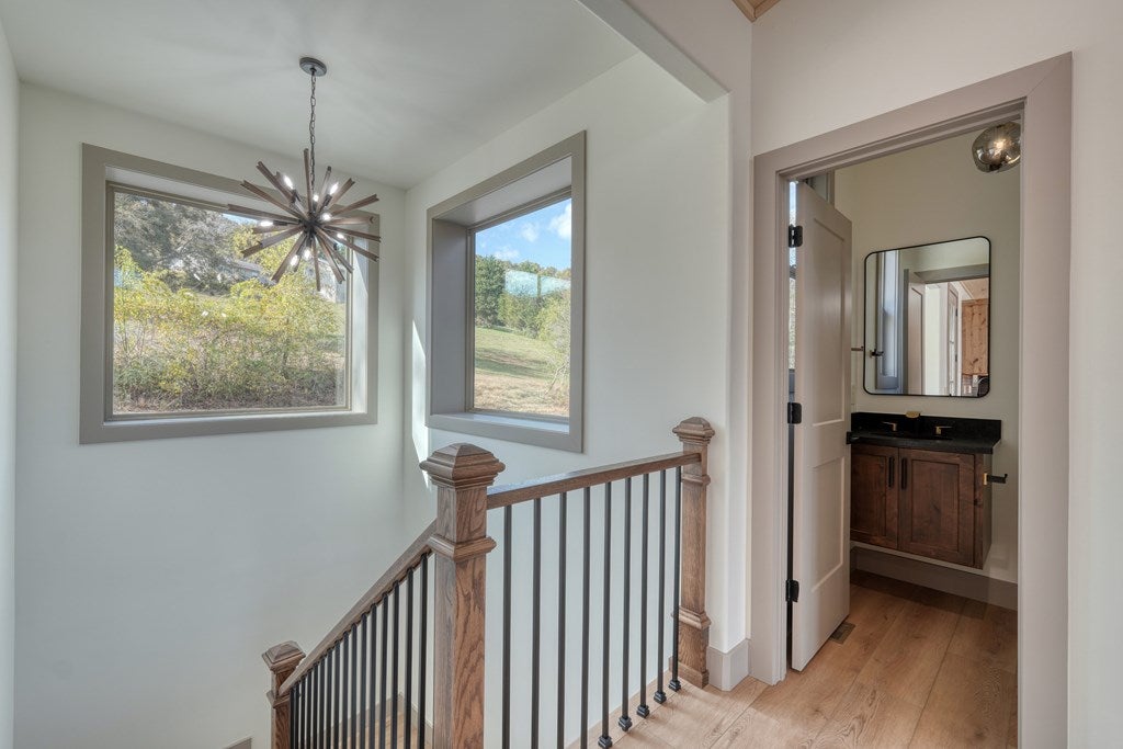 Hayesville, North Carolina, 28904, United States, 3 Bedrooms Bedrooms, ,4 BathroomsBathrooms,Residential,For Sale,1839913