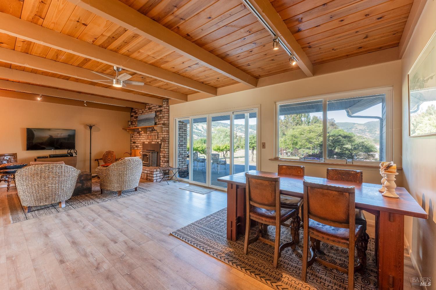 Redwood Valley, California, 954470, United States, 4 Bedrooms Bedrooms, ,3 BathroomsBathrooms,Residential,For Sale,1838105