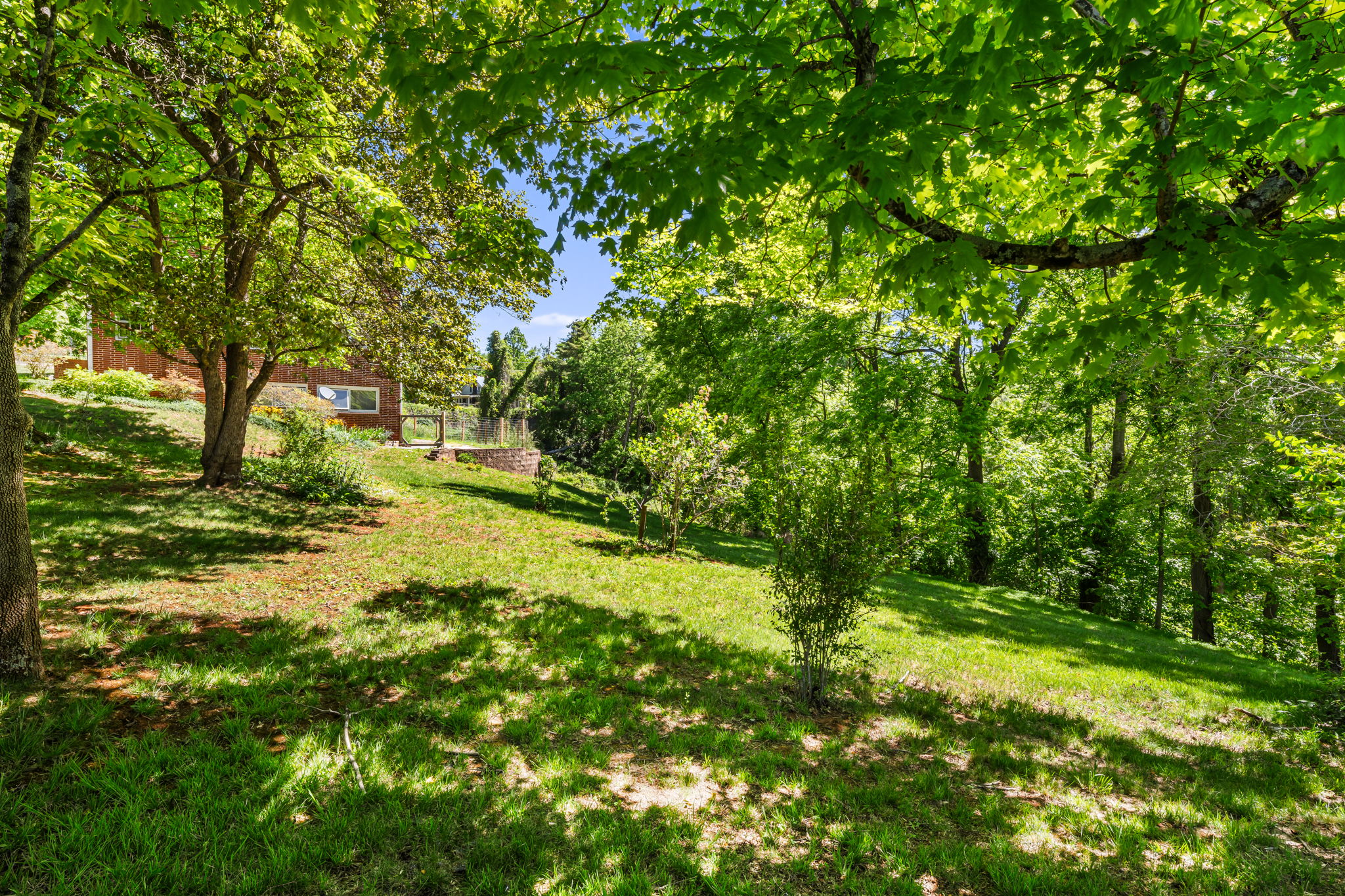 Mars Hill, North Carolina, 28754, United States, 5 Bedrooms Bedrooms, ,3 BathroomsBathrooms,Residential,For Sale,2049468