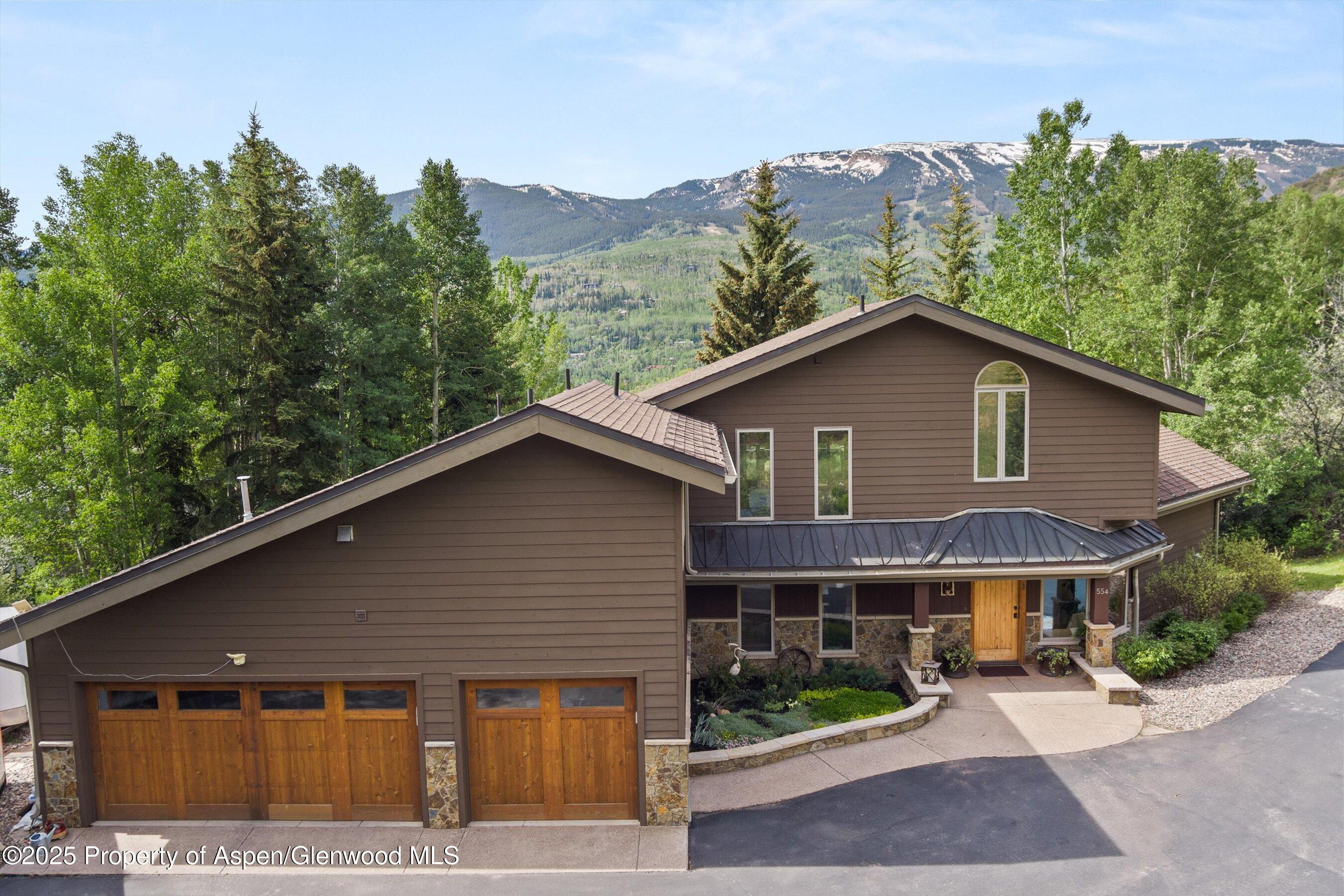Snowmass Village, Colorado, 81615, United States, 3 Bedrooms Bedrooms, ,3 BathroomsBathrooms,Residential,For Sale,1874657
