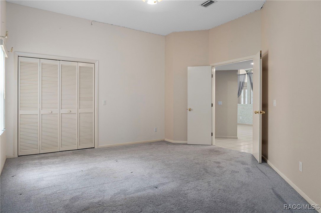 Homosassa, Florida, 34446, United States, 5 Bedrooms Bedrooms, ,4 BathroomsBathrooms,Residential,For Sale,1916240