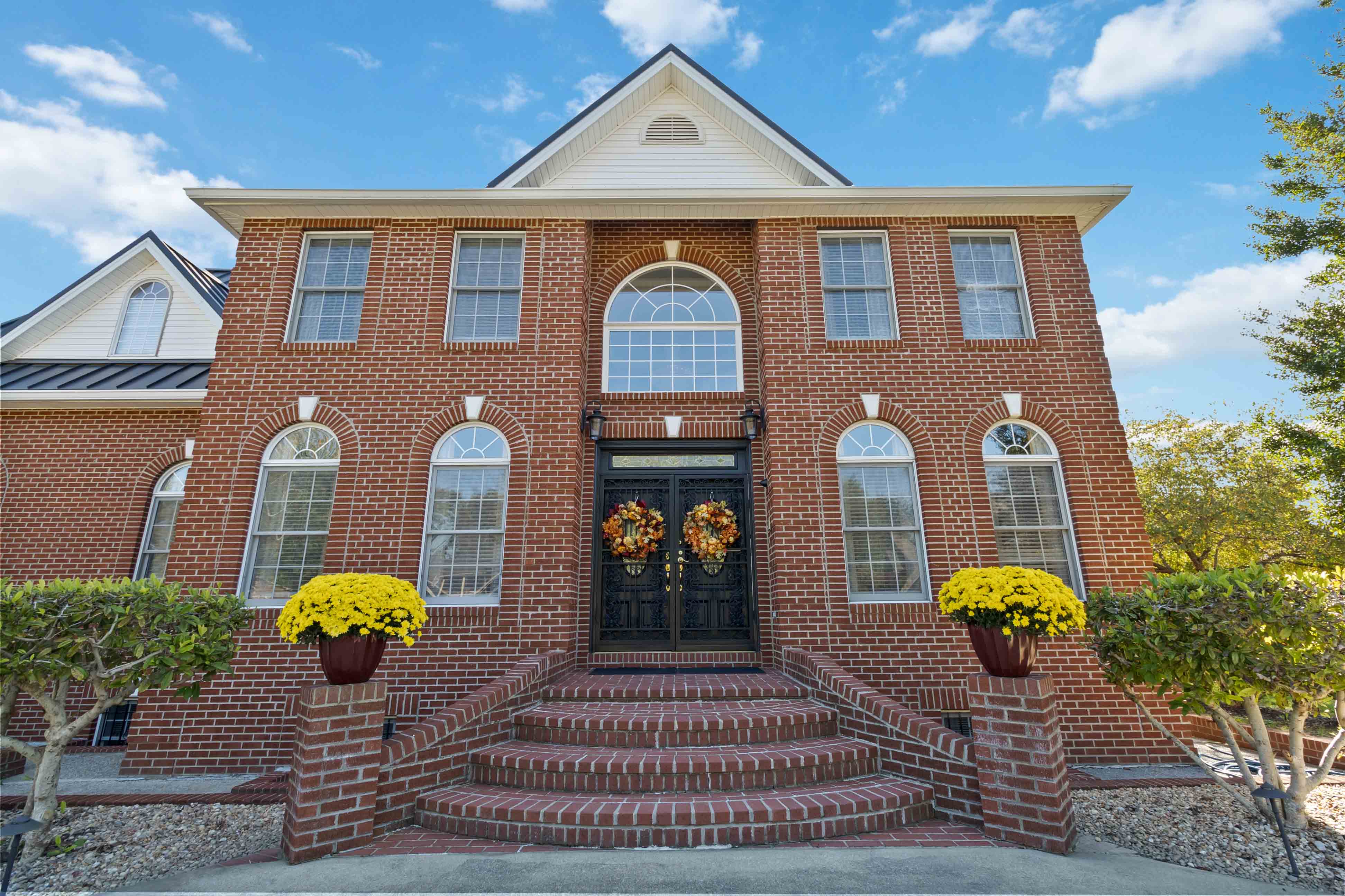 Corbin, Kentucky, 40701, United States, 10 Bedrooms Bedrooms, ,10 BathroomsBathrooms,Residential,For Sale,2045209