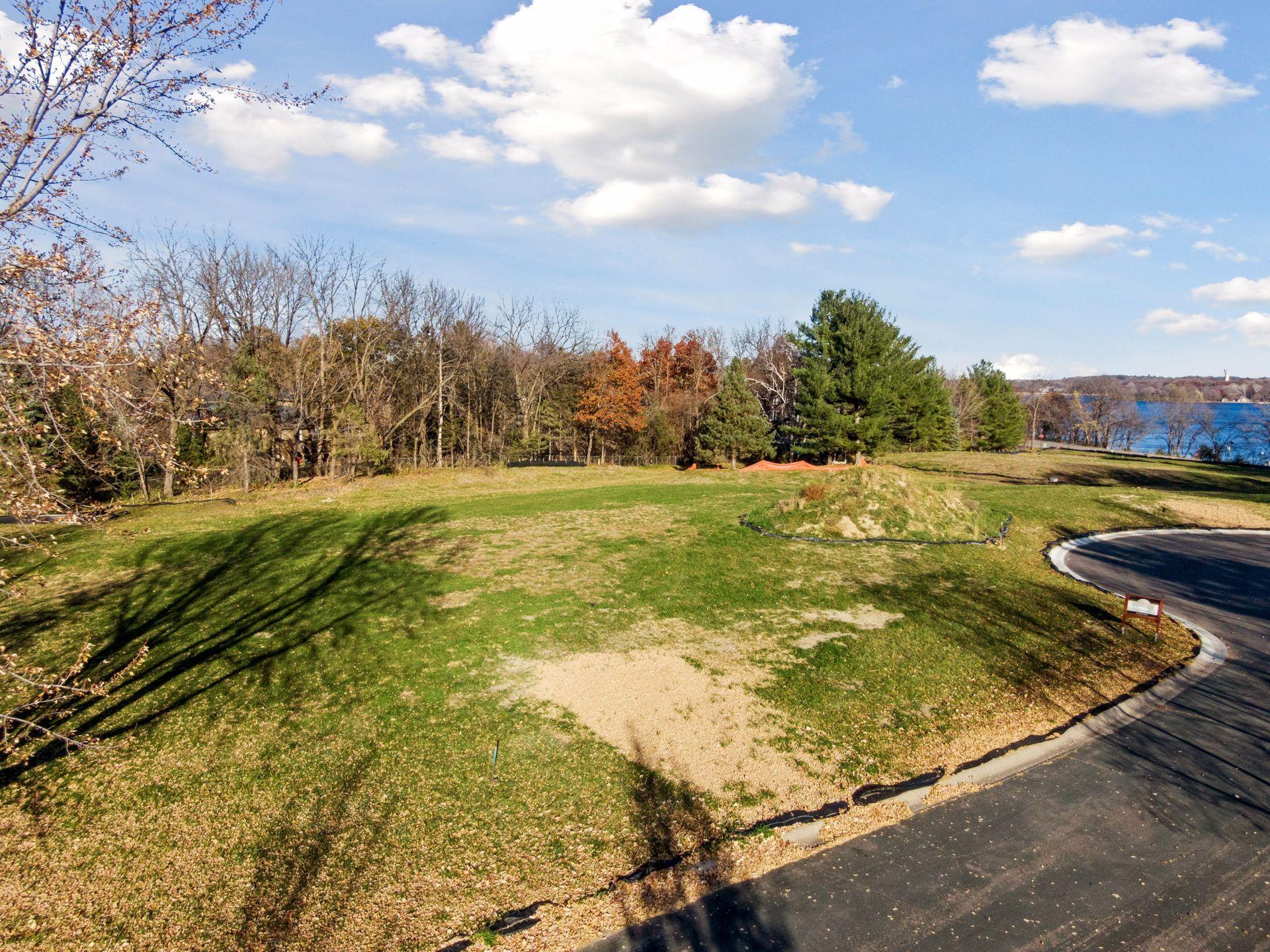 Chanhassen, Minnesota, 55331, United States, 5 Bedrooms Bedrooms, ,3 BathroomsBathrooms,Residential,For Sale,1994924