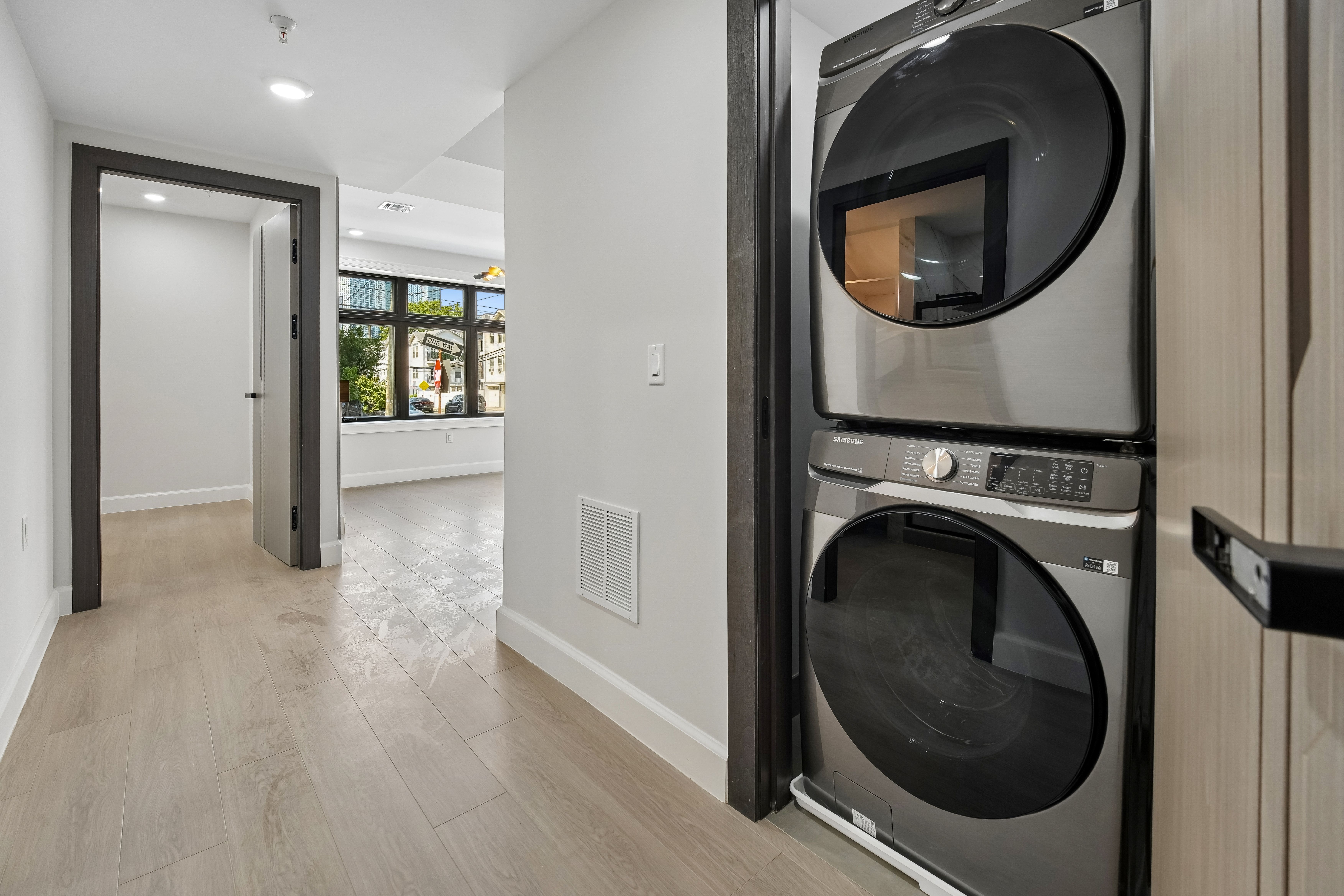  158 Oakland Avenue, Jersey City, NJ 07306 - 物件實景