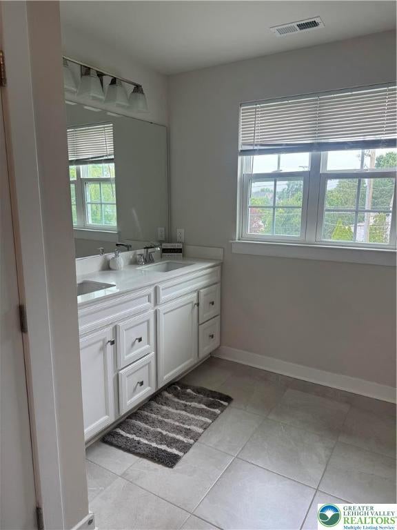 North Catasauqua Bor, Pennsylvania, 18032, United States, 4 Bedrooms Bedrooms, ,4 BathroomsBathrooms,Residential,For Sale,1956311