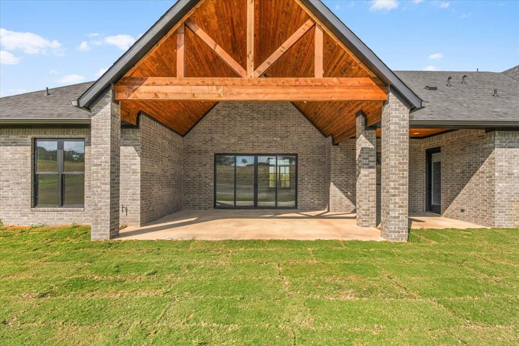 Weatherford, Texas, 76087, United States, 5 Bedrooms Bedrooms, ,6 BathroomsBathrooms,Residential,For Sale,1981195