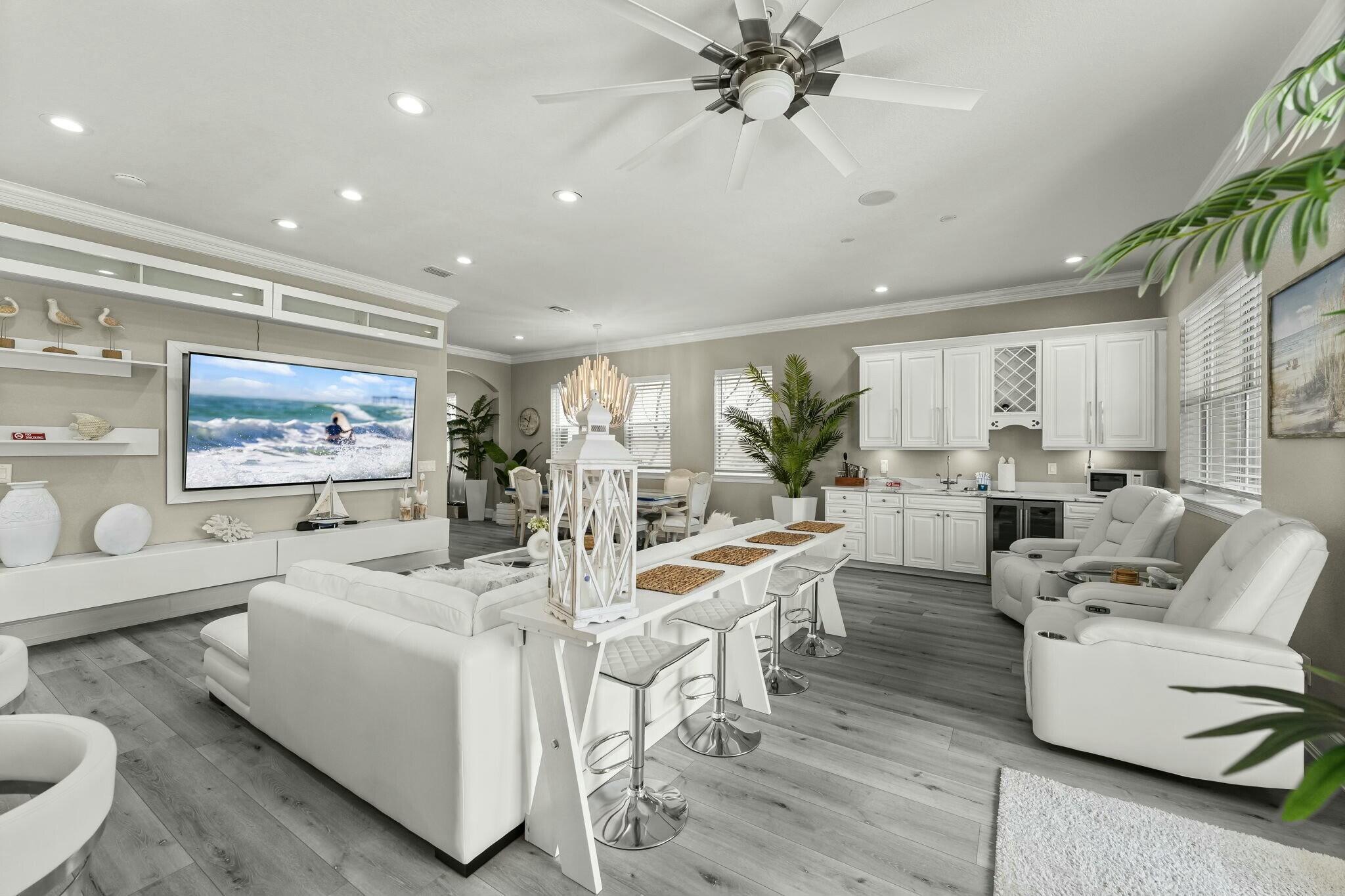 Miramar Beach, Florida, 32550, United States, 6 Bedrooms Bedrooms, ,5 BathroomsBathrooms,Residential,For Sale,1983202