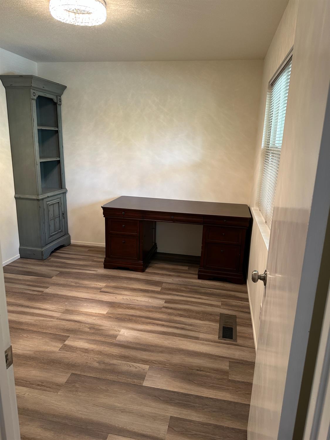 Fair Oaks, California, 95628, United States, 4 Bedrooms Bedrooms, ,3 BathroomsBathrooms,Residential,For Sale,1992931