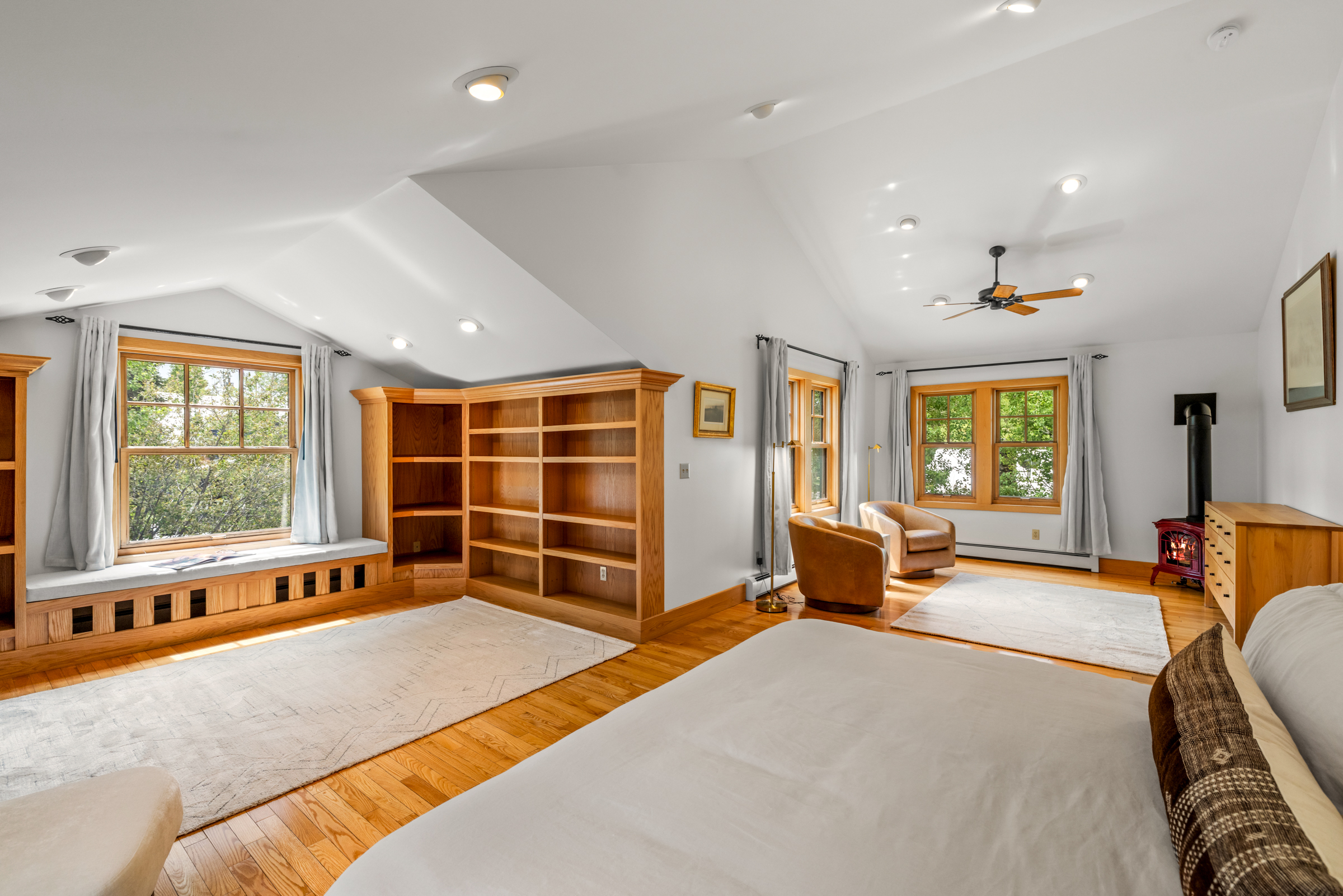  Charming Downtown Bungalow - 物件實景
