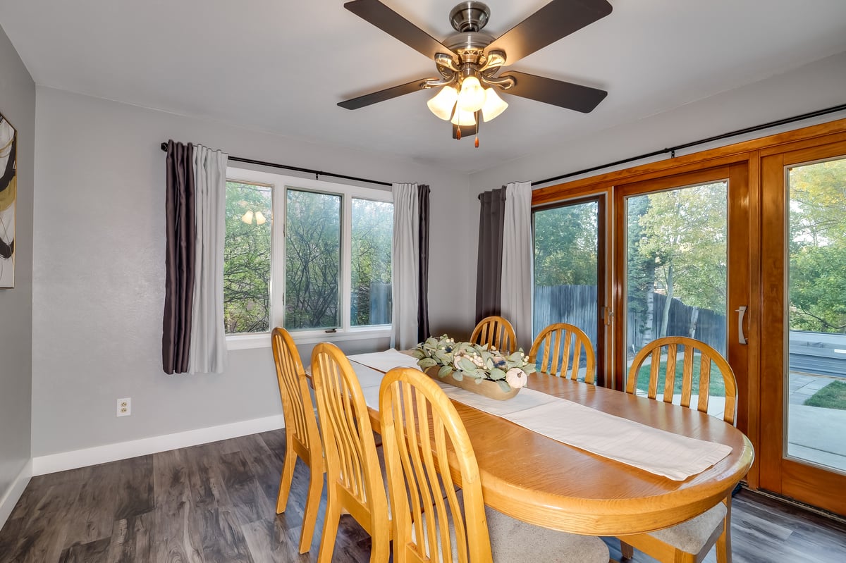 Cheyenne, Wyoming, 82009, United States, 6 Bedrooms Bedrooms, ,2 BathroomsBathrooms,Residential,For Sale,1979014