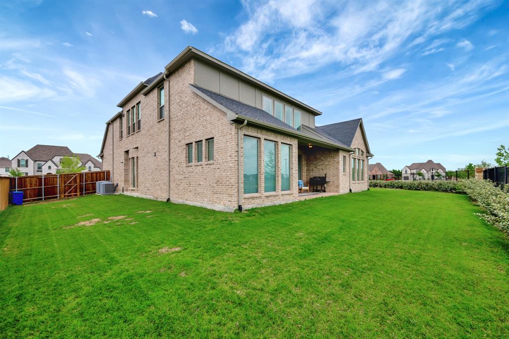 Rockwall, Texas, 75087, United States, 4 Bedrooms Bedrooms, ,6 BathroomsBathrooms,Residential,For Sale,1795252