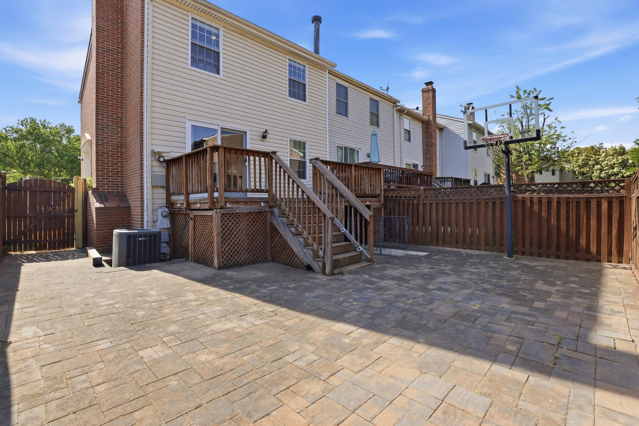  6167 Morning Glory Road, Alexandria, VA, 22310 - 物件實景