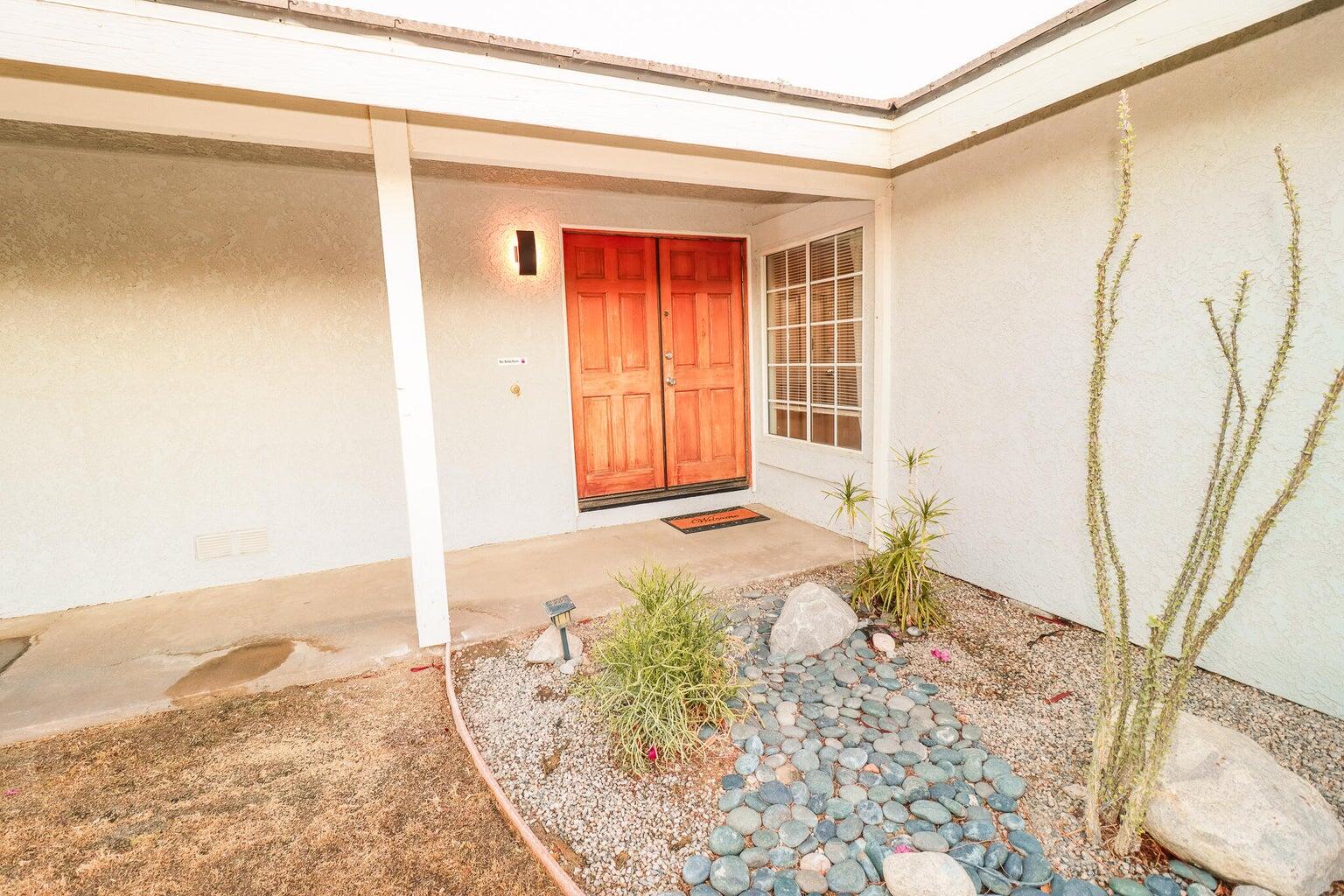 Palm Springs, California, 92262, United States, 4 Bedrooms Bedrooms, ,2 BathroomsBathrooms,Residential,For Sale,1932666