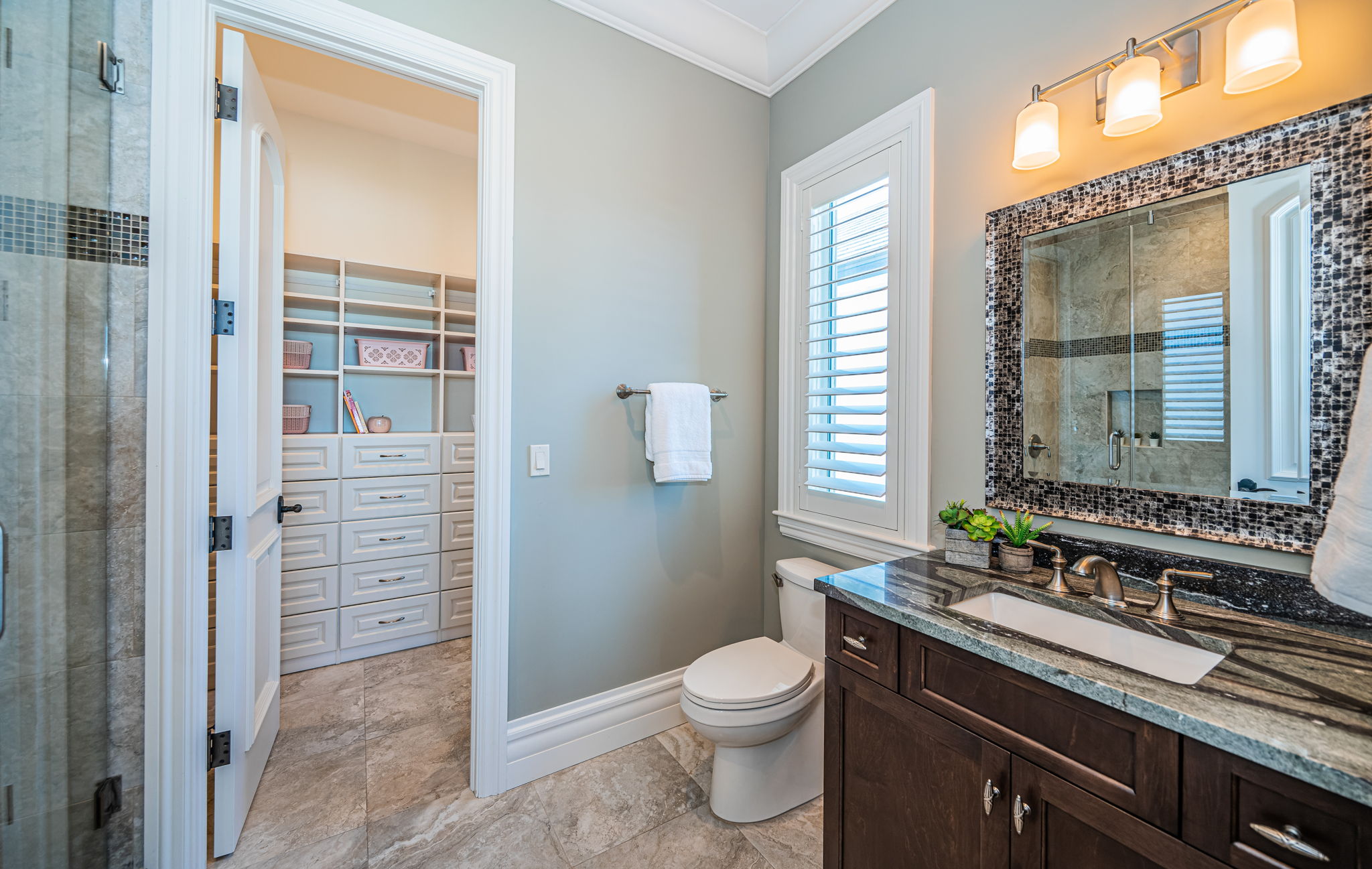 Redington Shores, Florida, 33708, United States, 5 Bedrooms Bedrooms, ,6 BathroomsBathrooms,Residential,For Sale,1921894