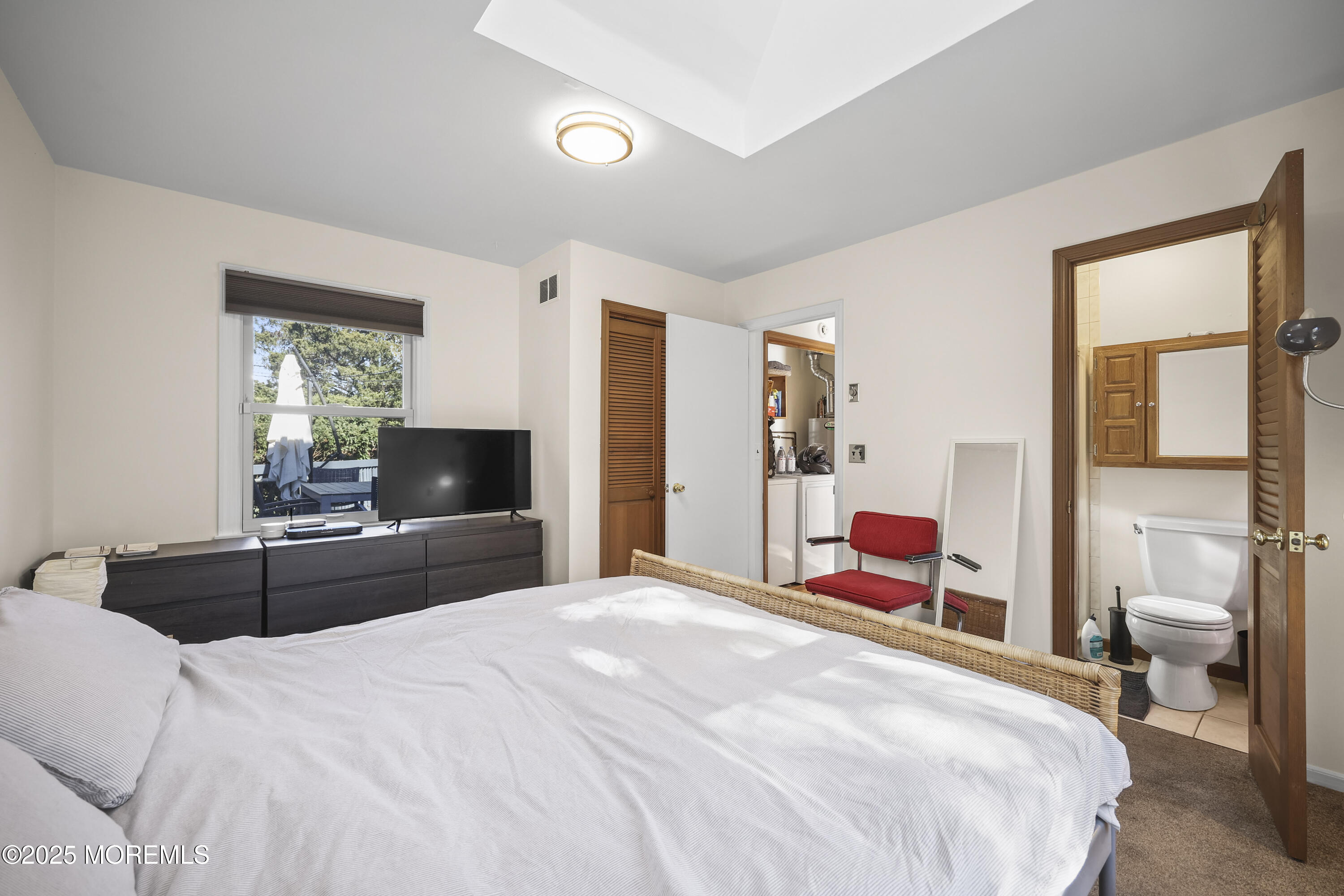 Leonardo, New Jersey, 07737, United States, 4 Bedrooms Bedrooms, ,3 BathroomsBathrooms,Residential,For Sale,2001705