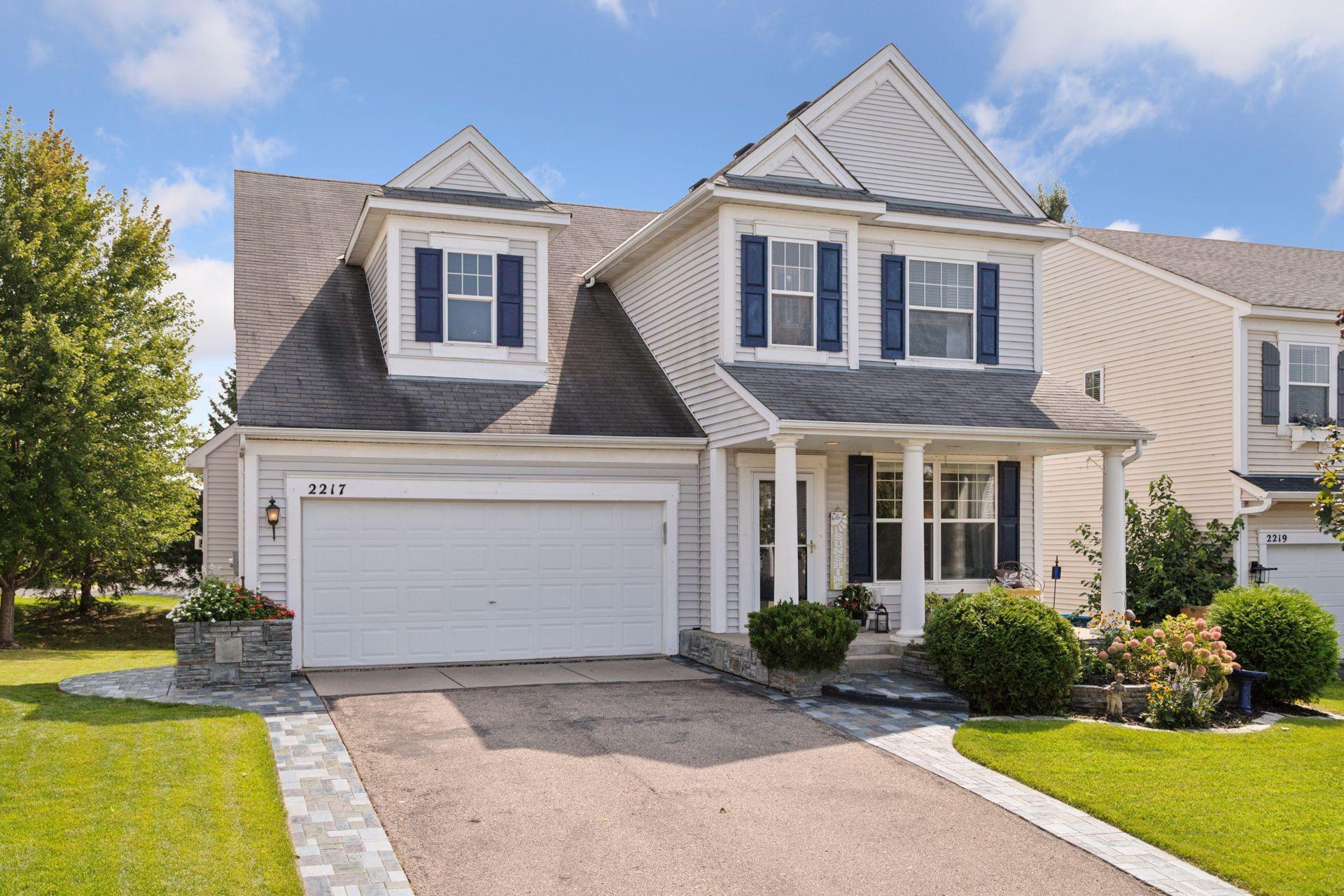 Chaska, Minnesota, 55318, United States, 4 Bedrooms Bedrooms, ,3 BathroomsBathrooms,Residential,For Sale,1947904