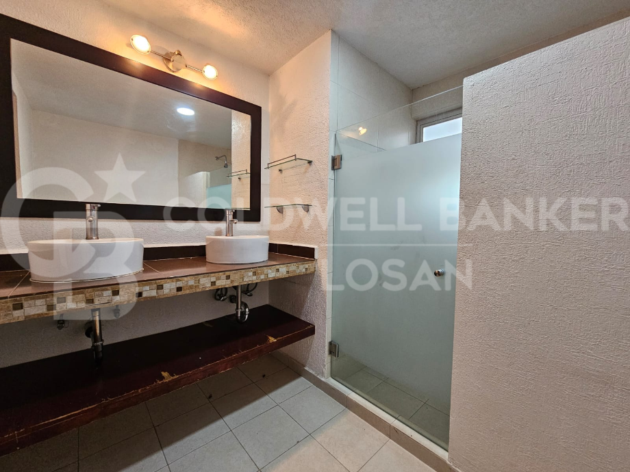 Naucalpan de Juárez, Estado de méxico, 53240, Mexico, 2 Bedrooms Bedrooms, ,2 BathroomsBathrooms,Residential,For Sale,1804939