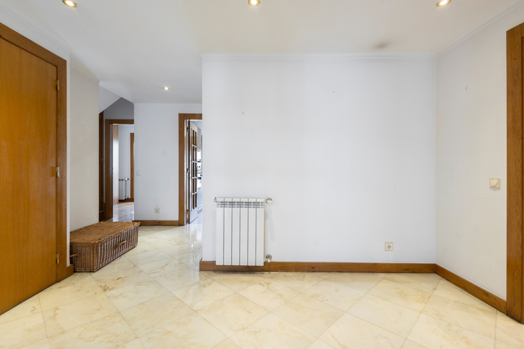  Flat, 5 bedrooms, for Sale - 物件實景
