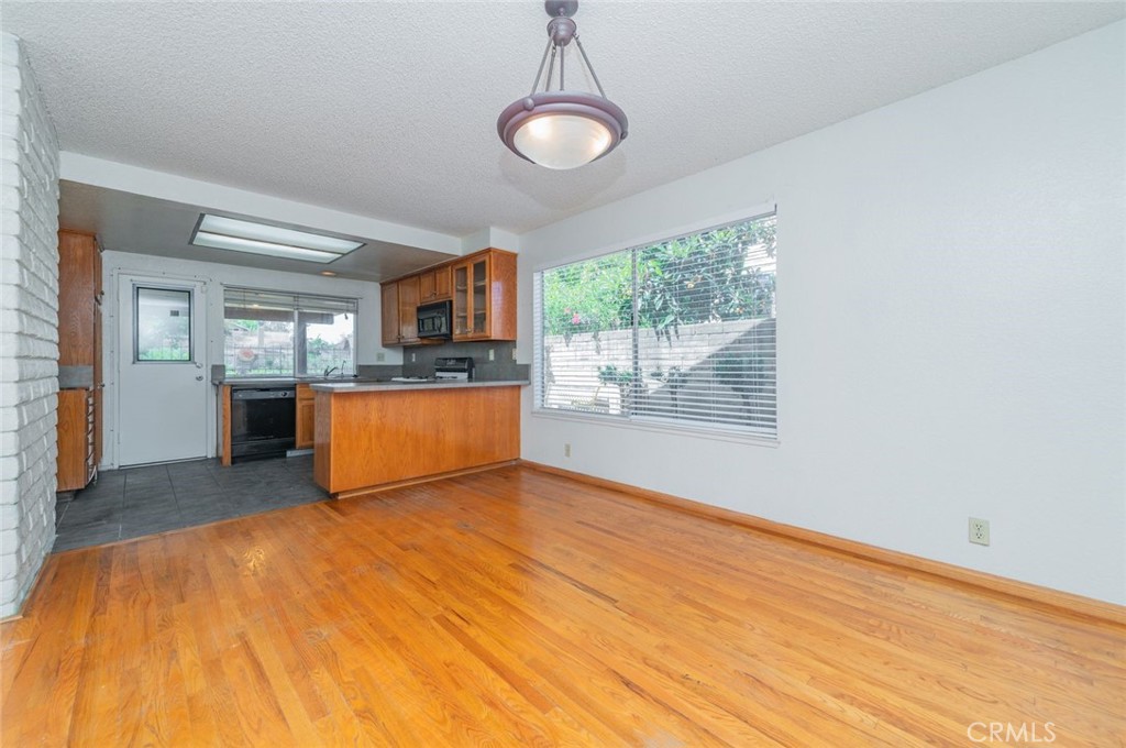 West Covina, California, 91792, United States, 3 Bedrooms Bedrooms, ,2 BathroomsBathrooms,Residential,For Sale,2031940