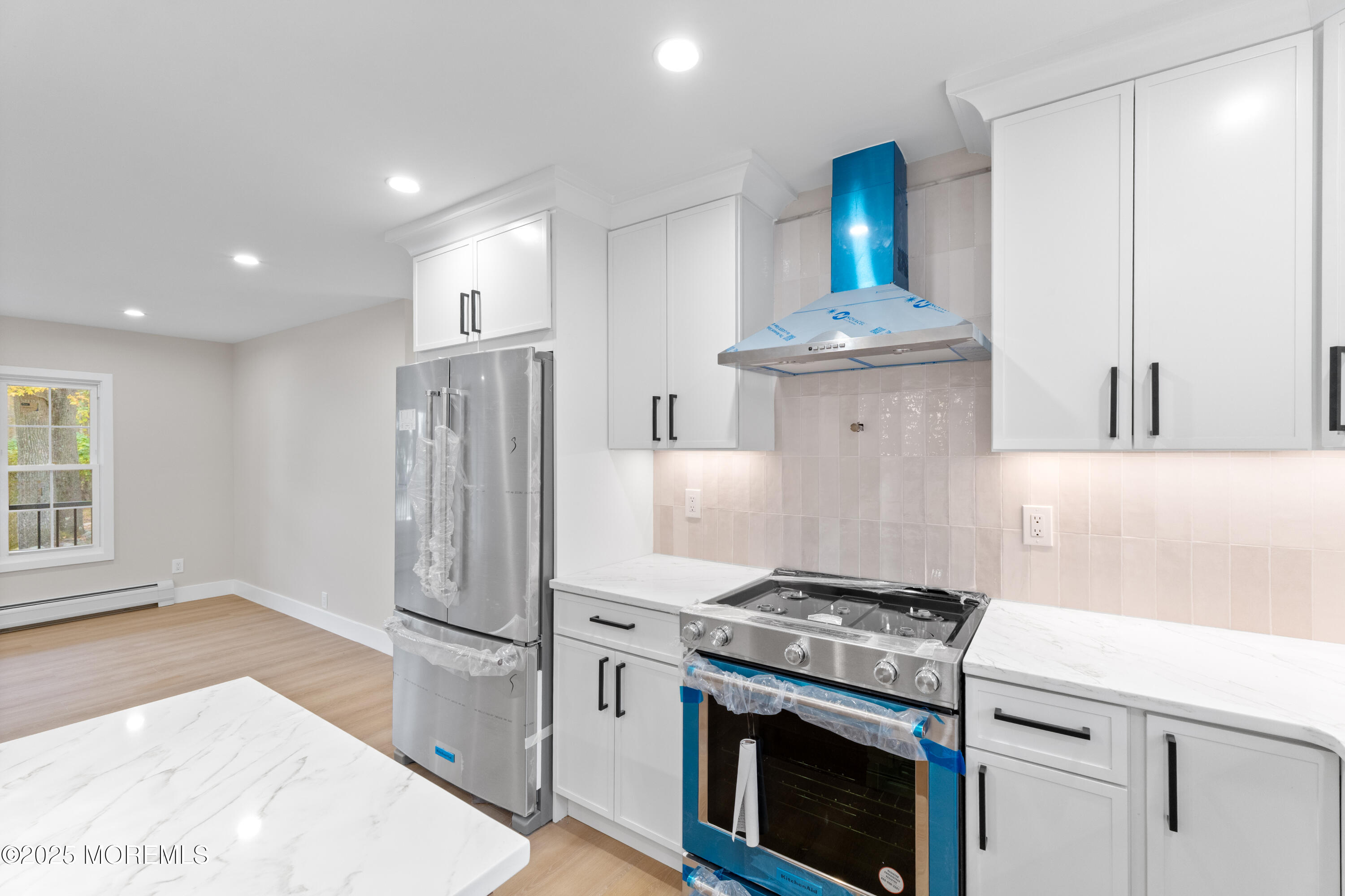 Middletown, New Jersey, 07748, United States, 3 Bedrooms Bedrooms, ,3 BathroomsBathrooms,Residential,For Sale,1987371