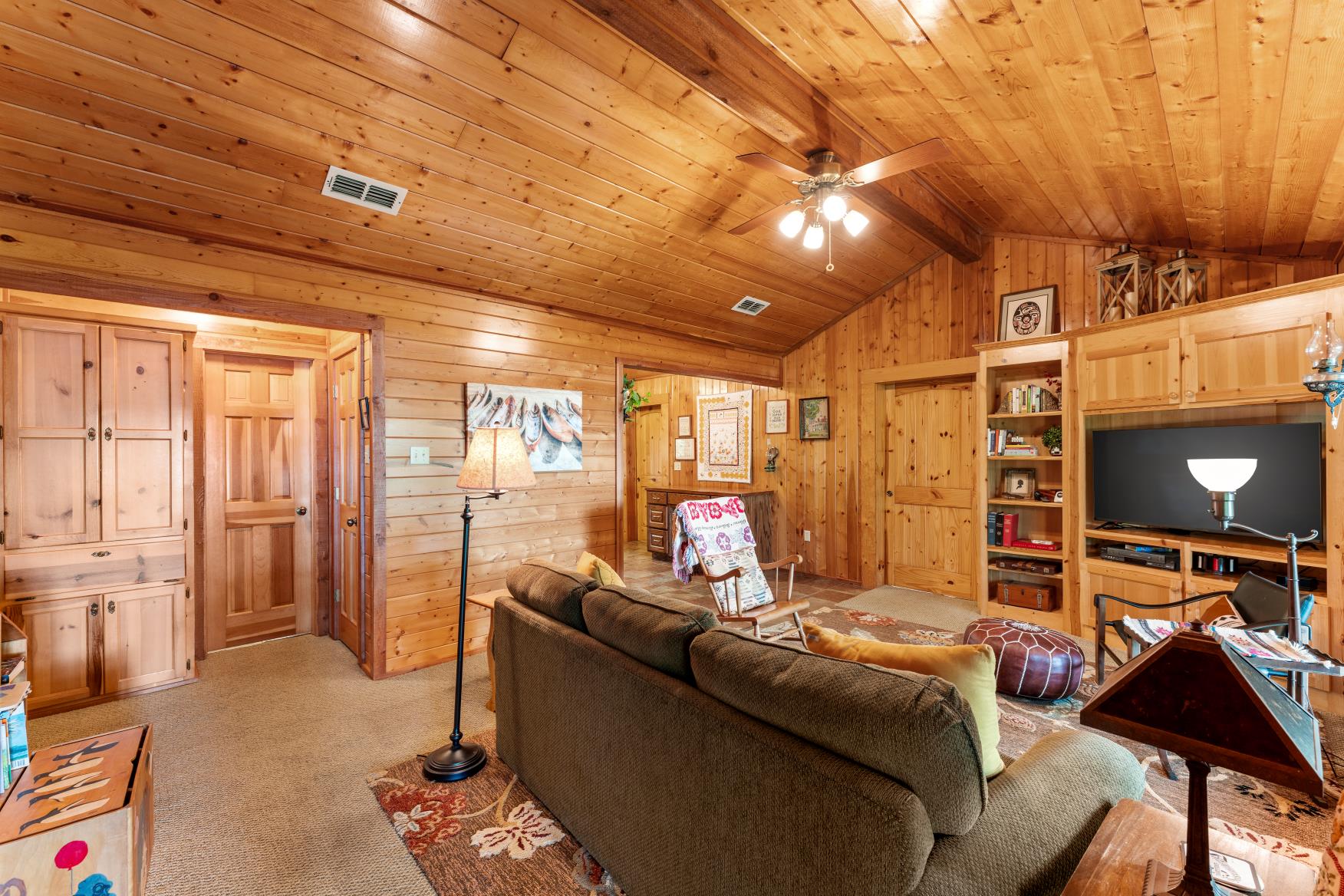 Quitman, Texas, 75783, United States, 3 Bedrooms Bedrooms, ,3 BathroomsBathrooms,Residential,For Sale,1921842
