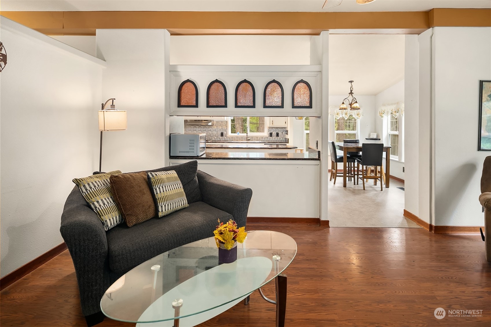 Easton, Washington, 98925, United States, 3 Bedrooms Bedrooms, ,3 BathroomsBathrooms,Residential,For Sale,1912346