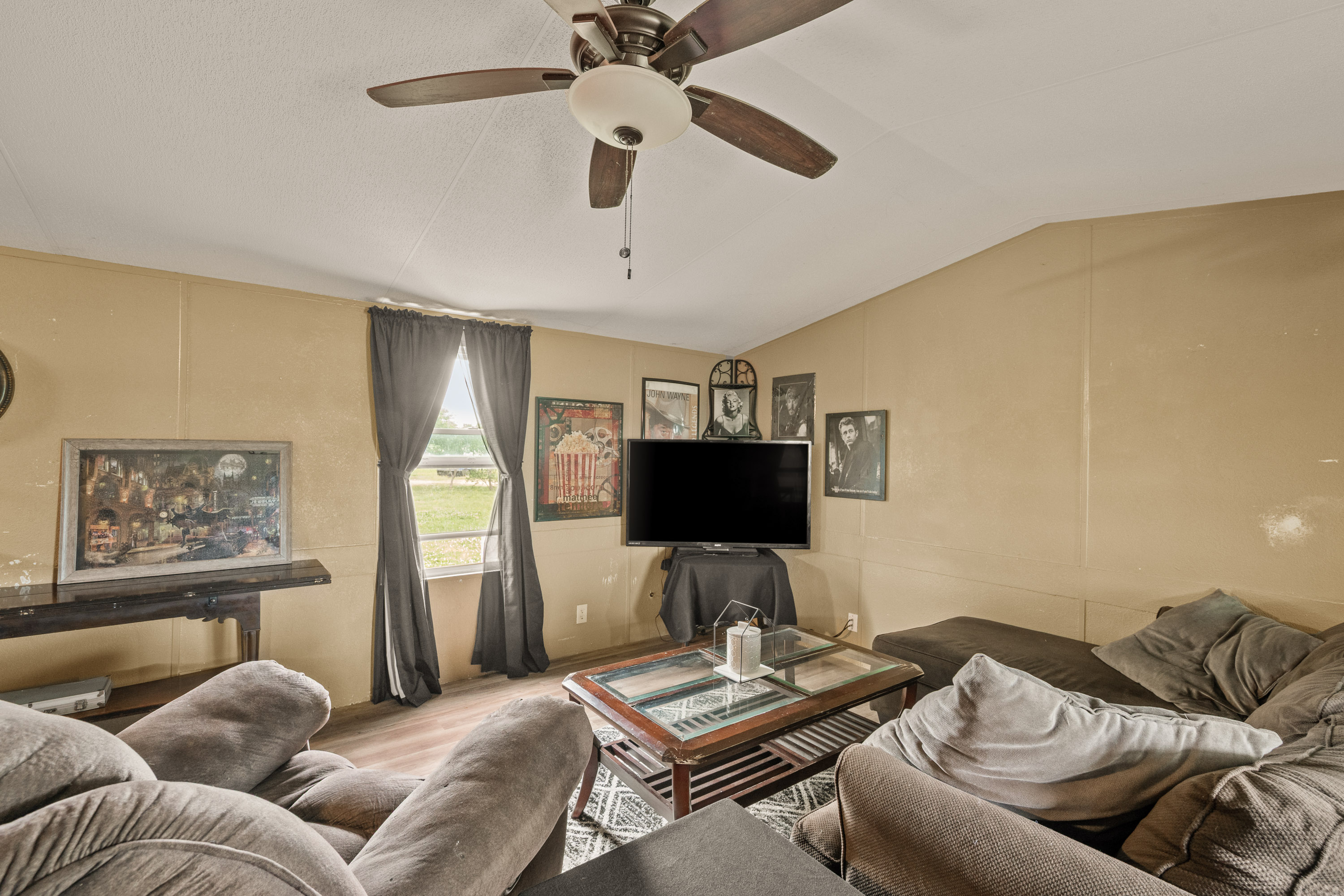 Caddo Mills, Texas, 75135, United States, 3 Bedrooms Bedrooms, ,3 BathroomsBathrooms,Residential,For Sale,1792511
