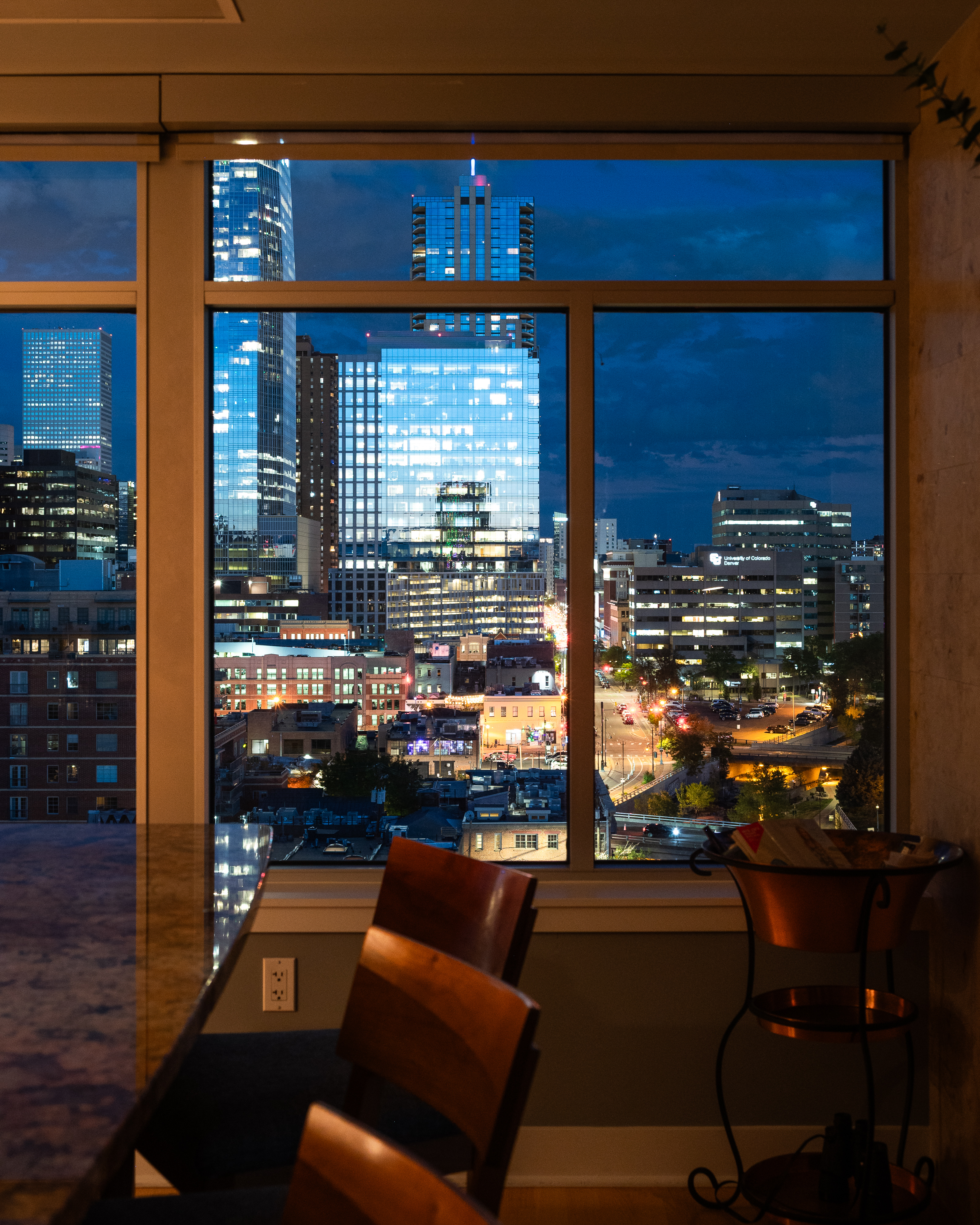  Impeccably Maintained Residence With Incredible Mountain And City Views - 物件實景