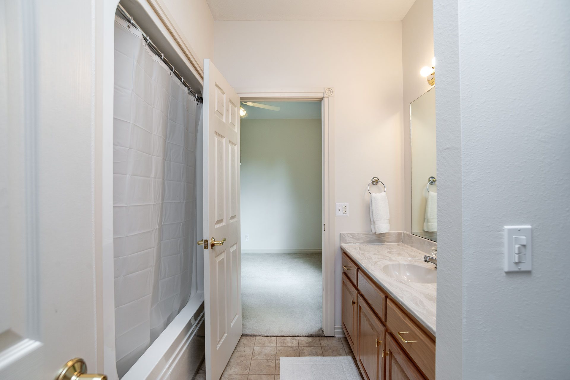 Stillwater, Oklahoma, 74074, United States, 4 Bedrooms Bedrooms, ,Residential,For Sale,1981007