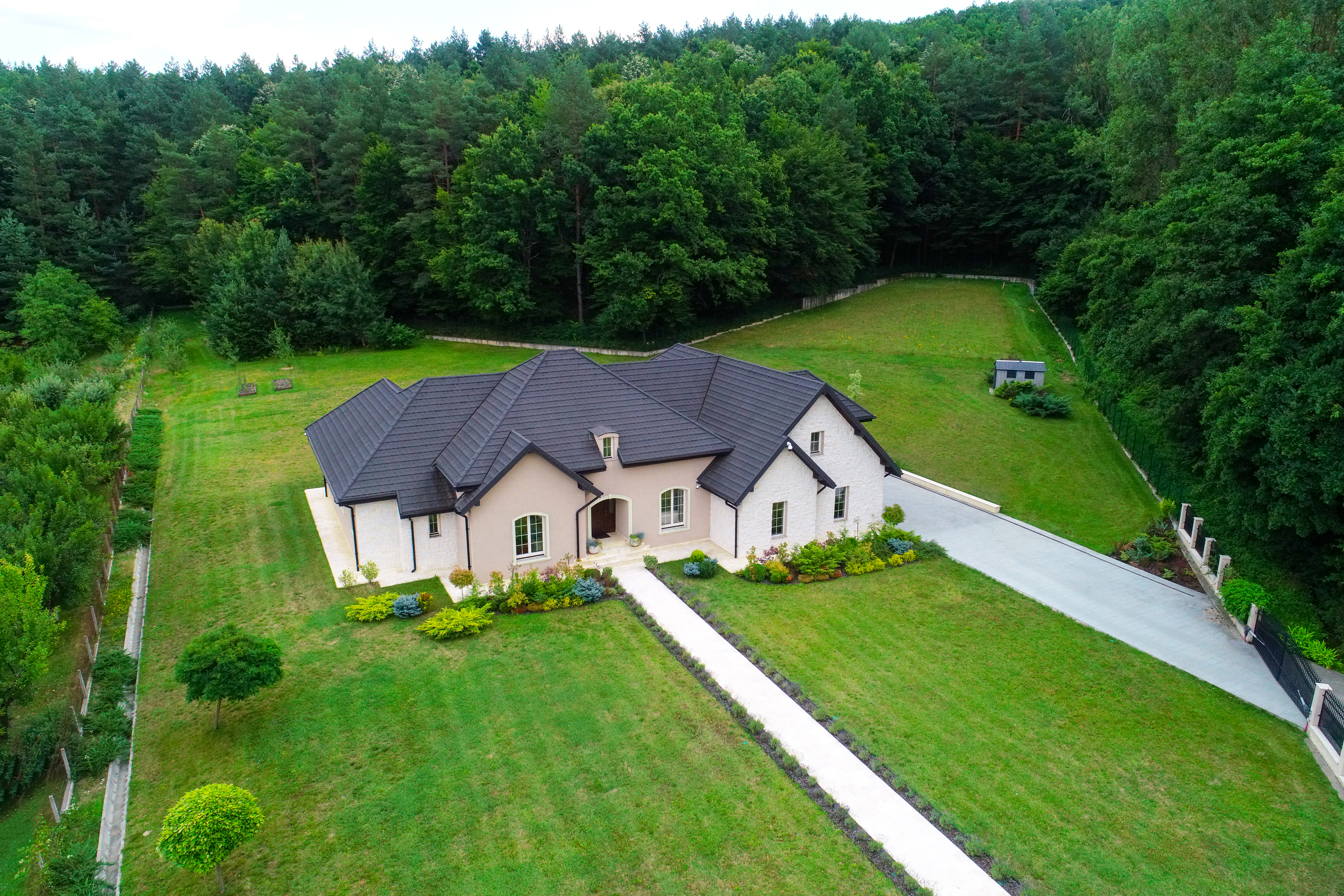  Villa with a 19-Hectare Private Estate on the Edge of the Forest - 物件實景