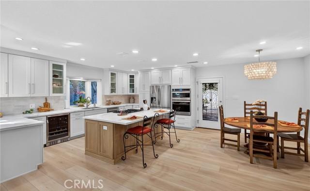 Inglewood, California, 90304, United States, 3 Bedrooms Bedrooms, ,2 BathroomsBathrooms,Residential,For Sale,1943896