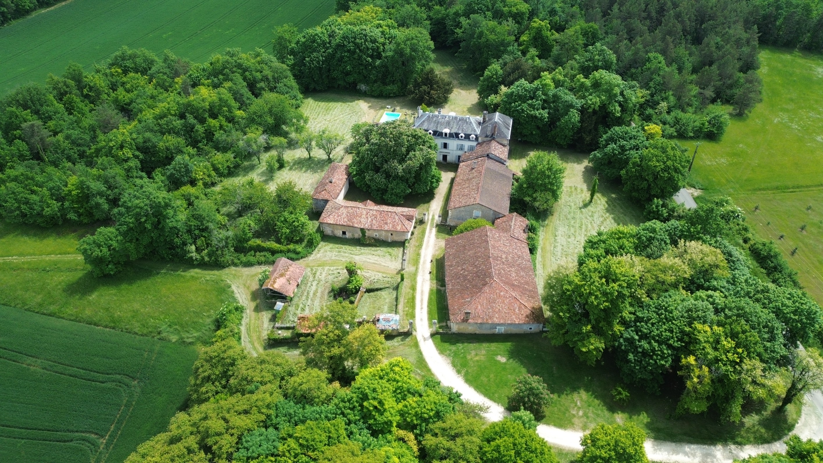  For Sale – Elegance and Art of Living in an 18th Century Château in the Périgord - 物件實景