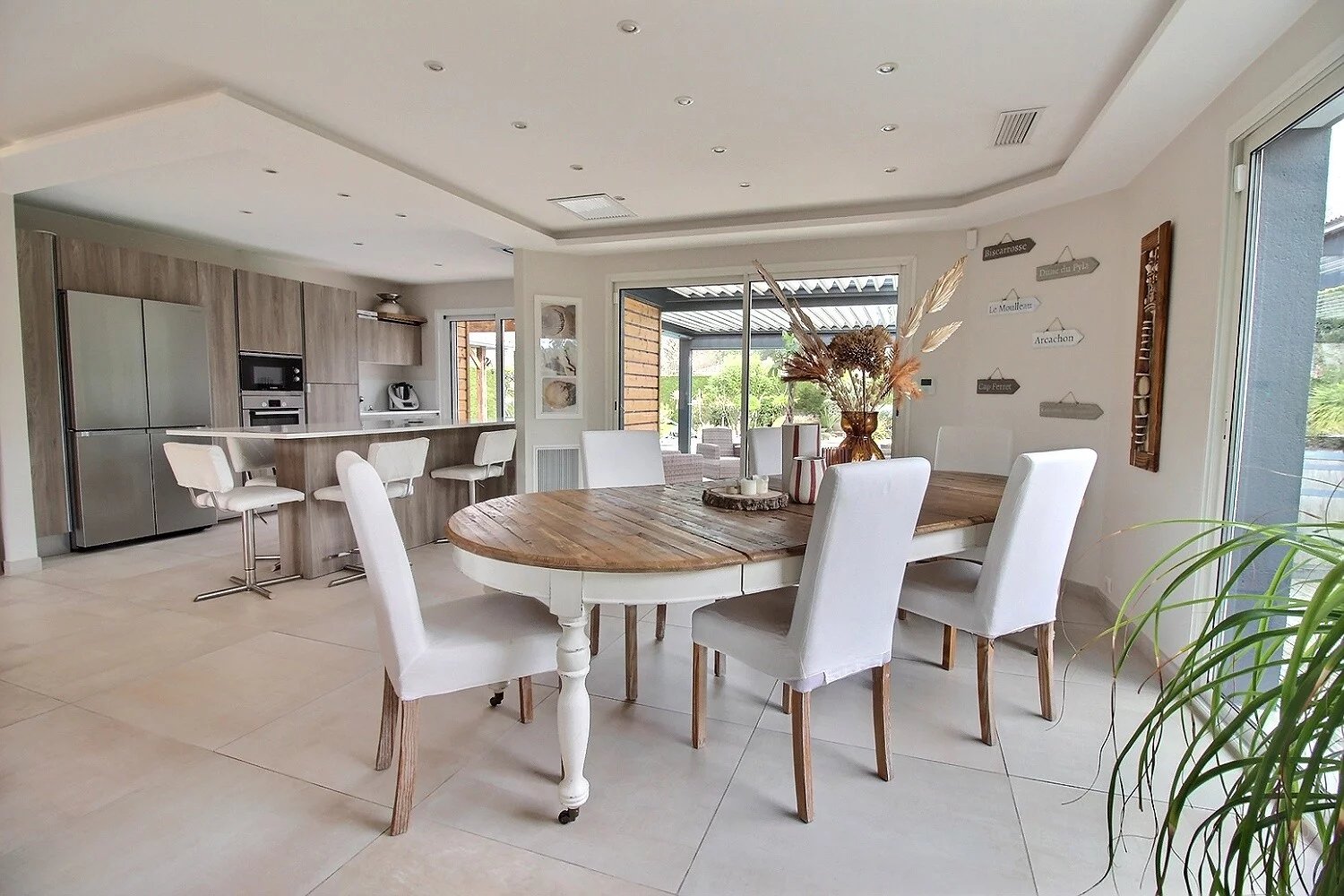 Gujan-Mestras, New Aquitaine, 33470, FR, 5 Bedrooms Bedrooms, ,3 BathroomsBathrooms,Residential,For Sale,1626924