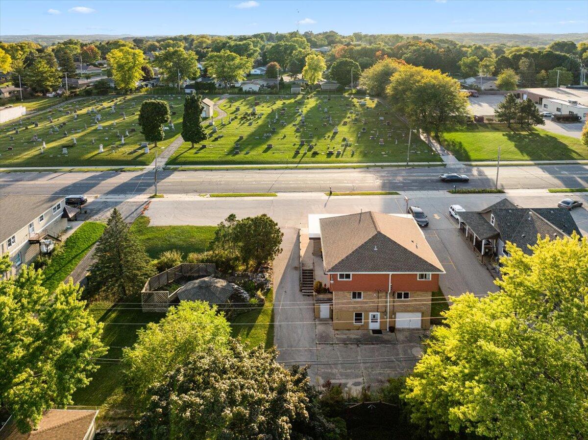 West Bend, Wisconsin, 53090, United States, 4 Bedrooms Bedrooms, ,3 BathroomsBathrooms,Residential,For Sale,1960551