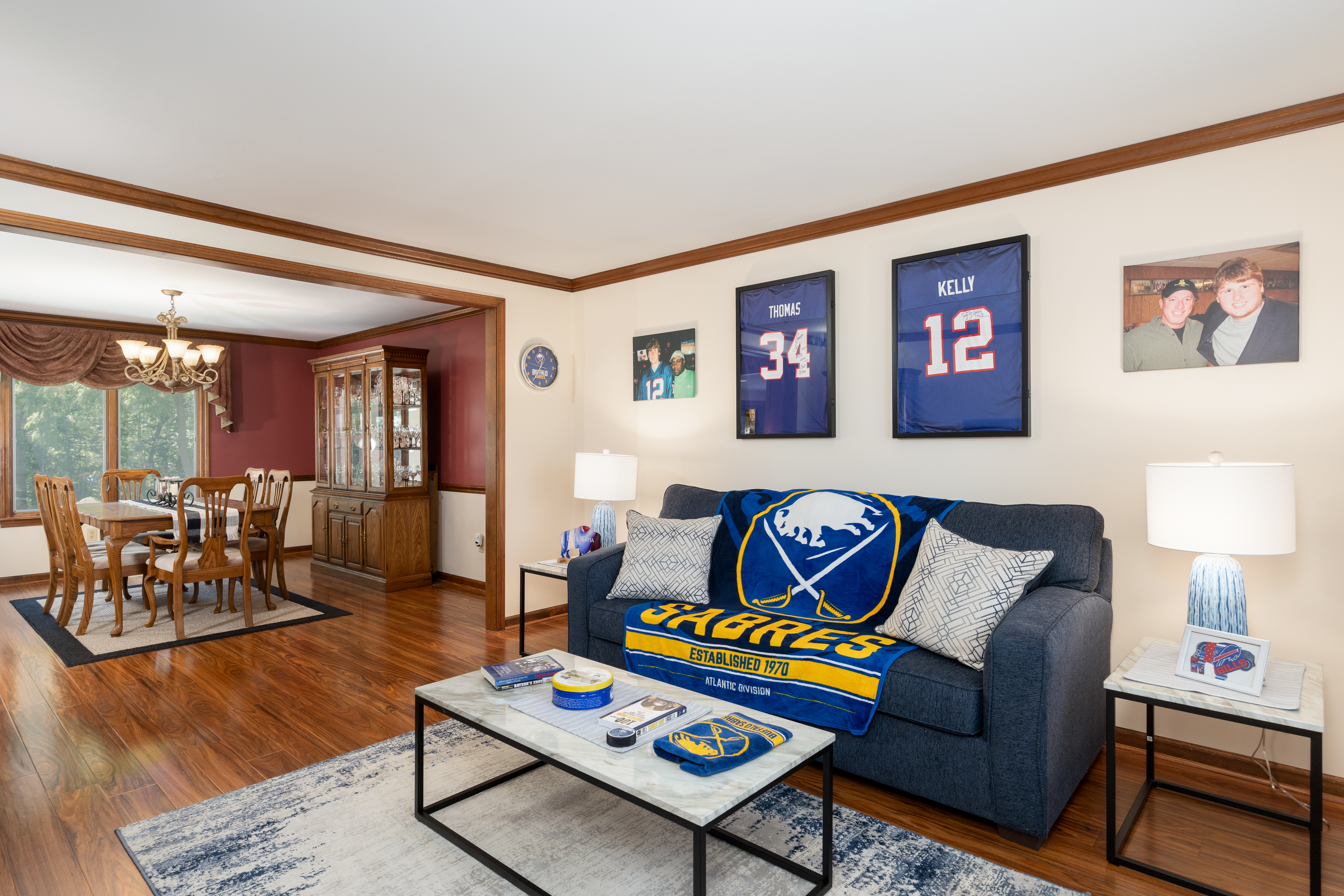  Beautifully Updated 3 Bedroom Colonial in Orchard Park - 物件實景