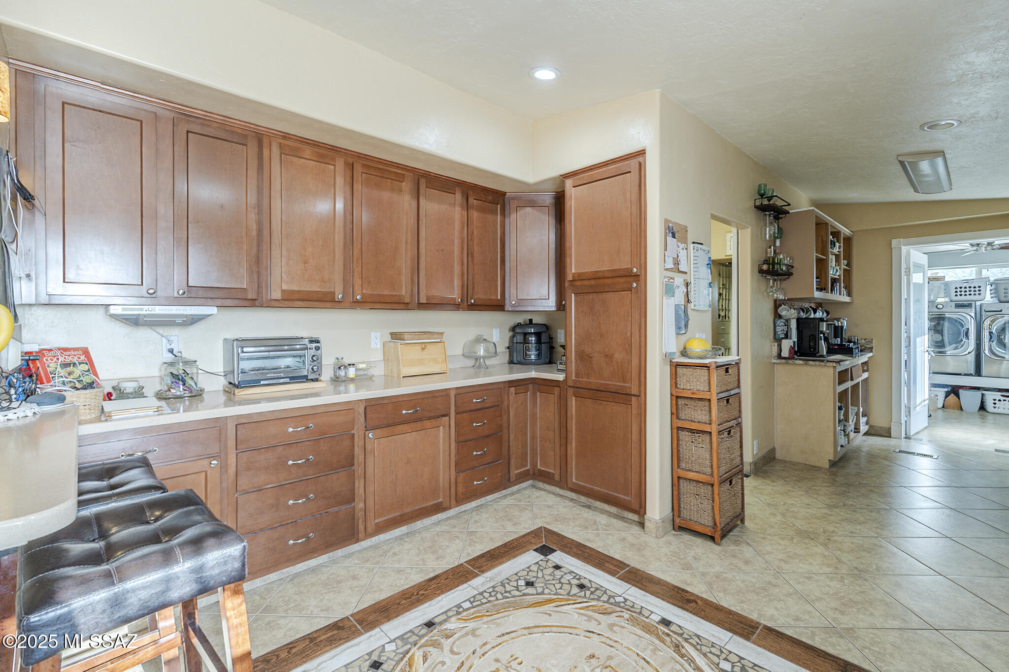 Sahuarita, Arizona, 85629, United States, 6 Bedrooms Bedrooms, ,3 BathroomsBathrooms,Residential,For Sale,1919745