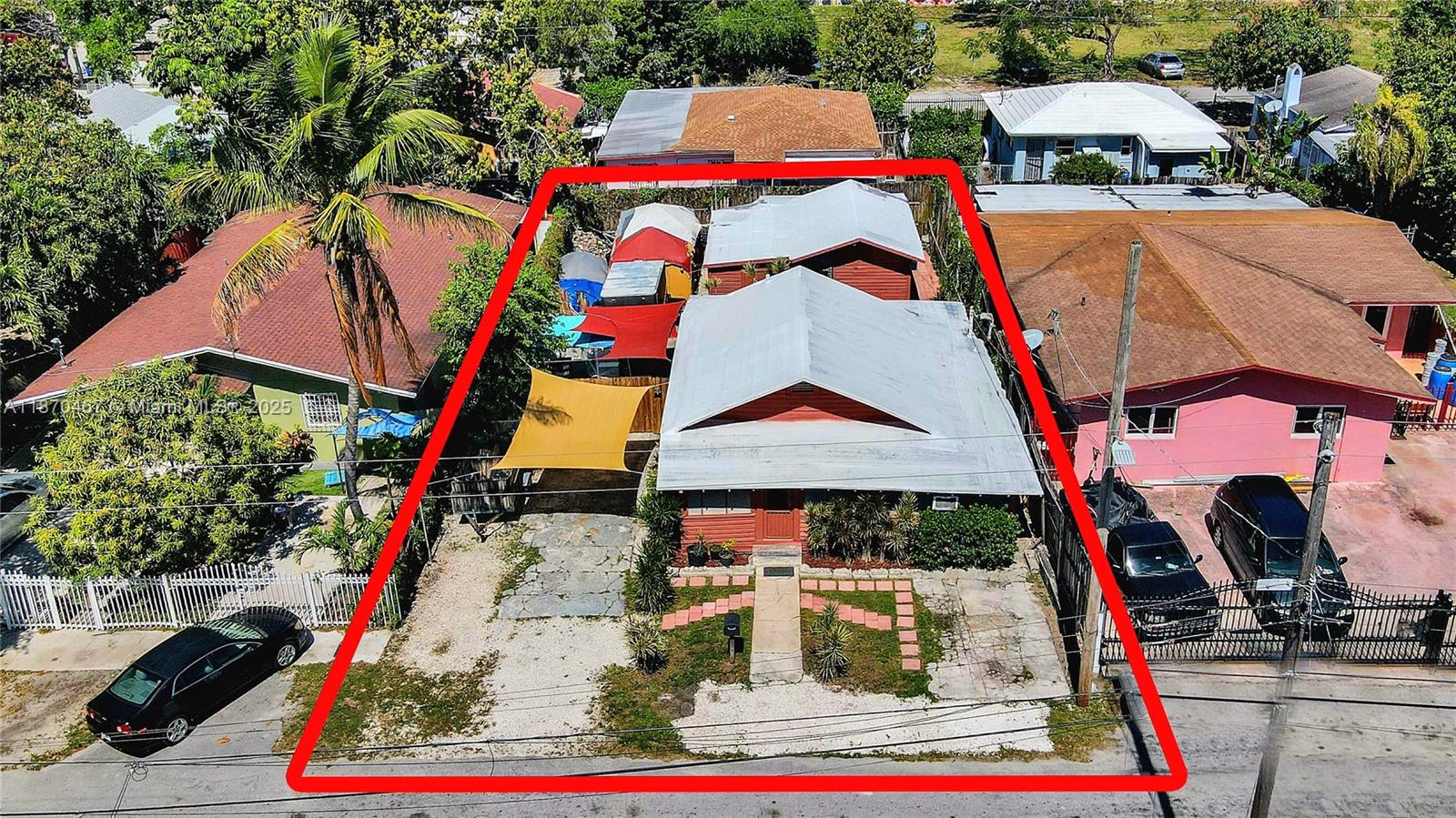 Miami, Florida, 33137, United States, 3 Bedrooms Bedrooms, ,2 BathroomsBathrooms,Residential,For Sale,1950429