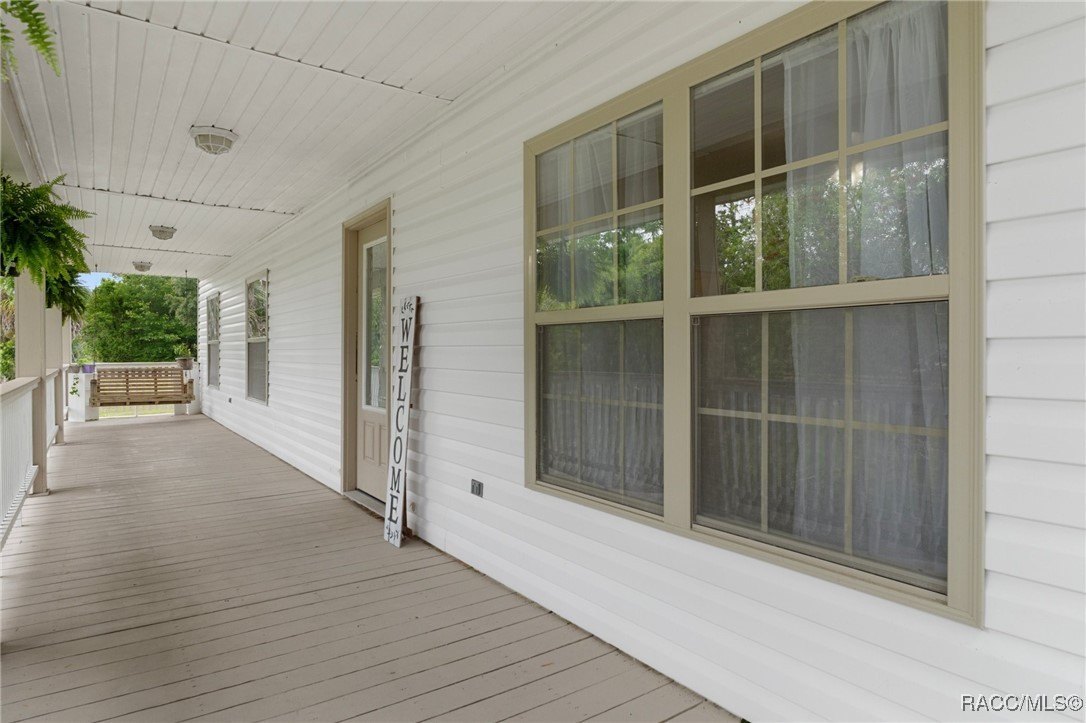 Crystal River, Florida, 34428, United States, 3 Bedrooms Bedrooms, ,3 BathroomsBathrooms,Residential,For Sale,1977079