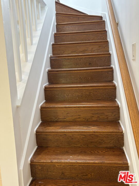 Santa Monica, California, 90402, United States, 3 Bedrooms Bedrooms, ,2 BathroomsBathrooms,Residential,For Sale,2003042